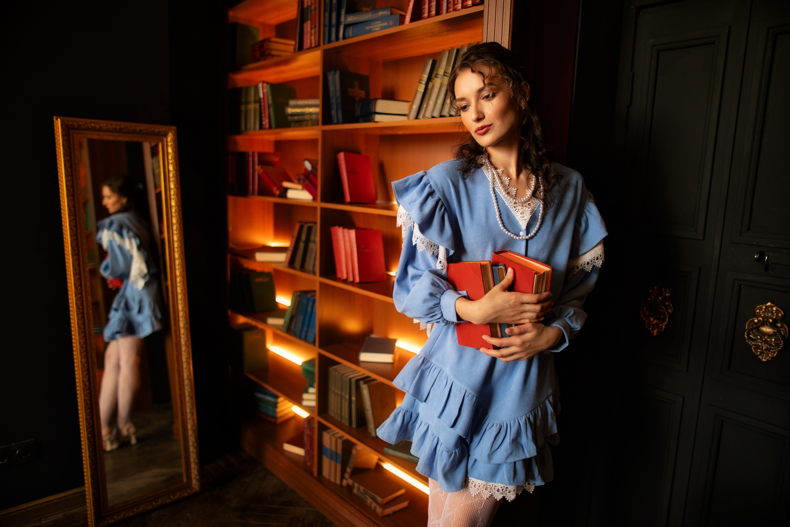 Фотосет с Анастасией в интерьере в формате «Я красивая». Дмитрий Шульгин, портретный фотограф в Воронеже