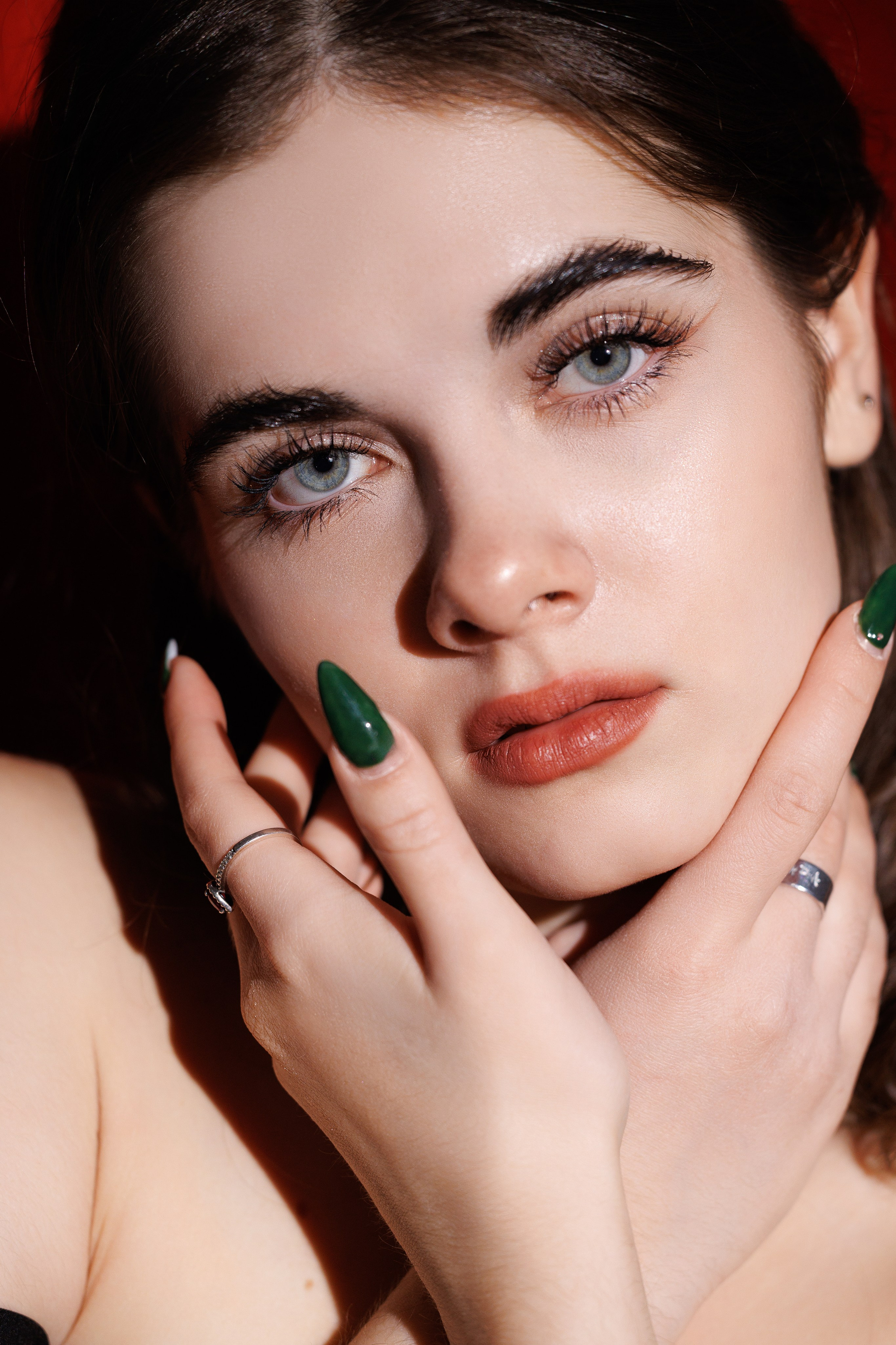 Женский портрет в студии. Фотограф Минск