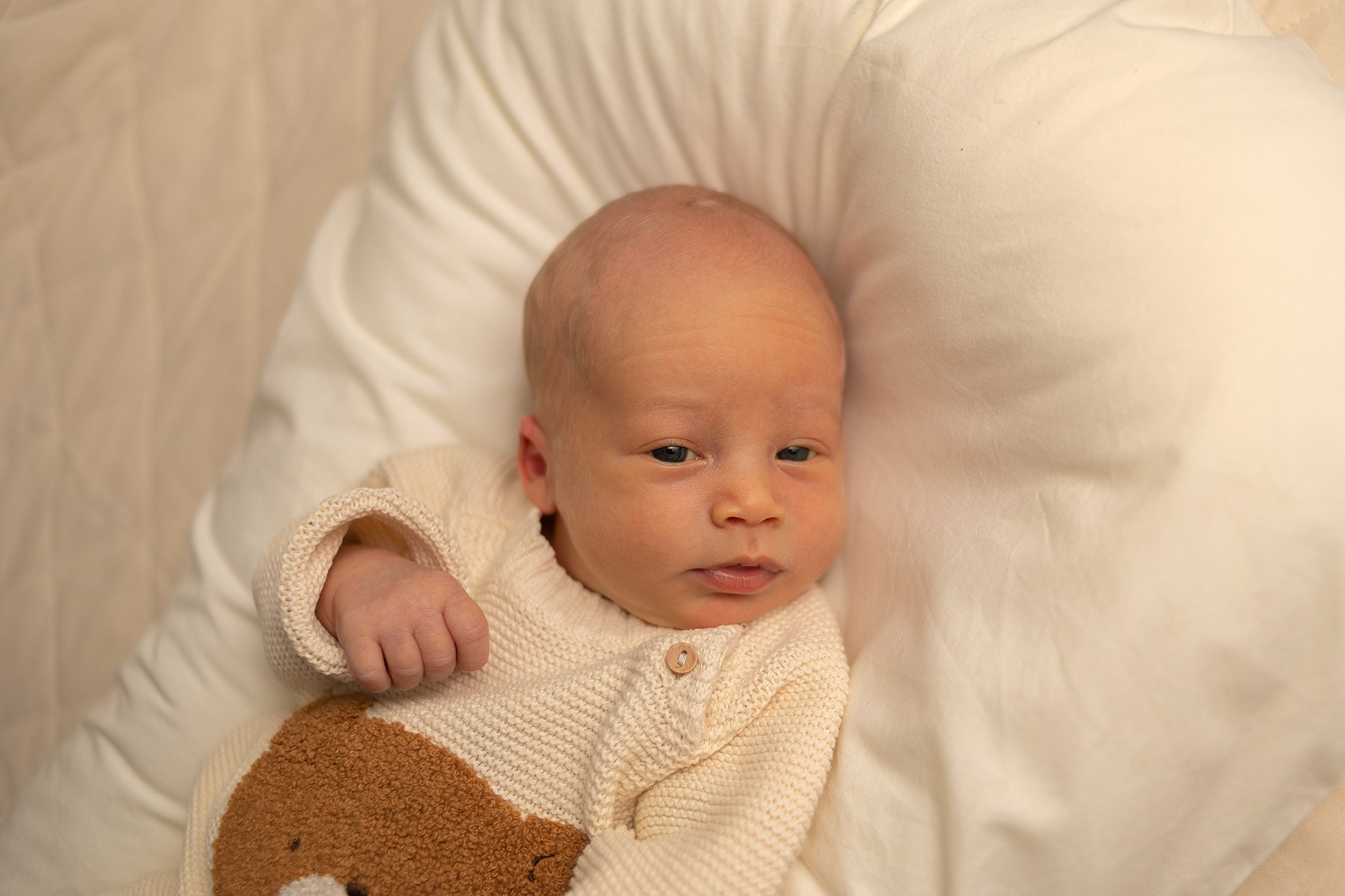 Фотосессия новорожденного у вас дома