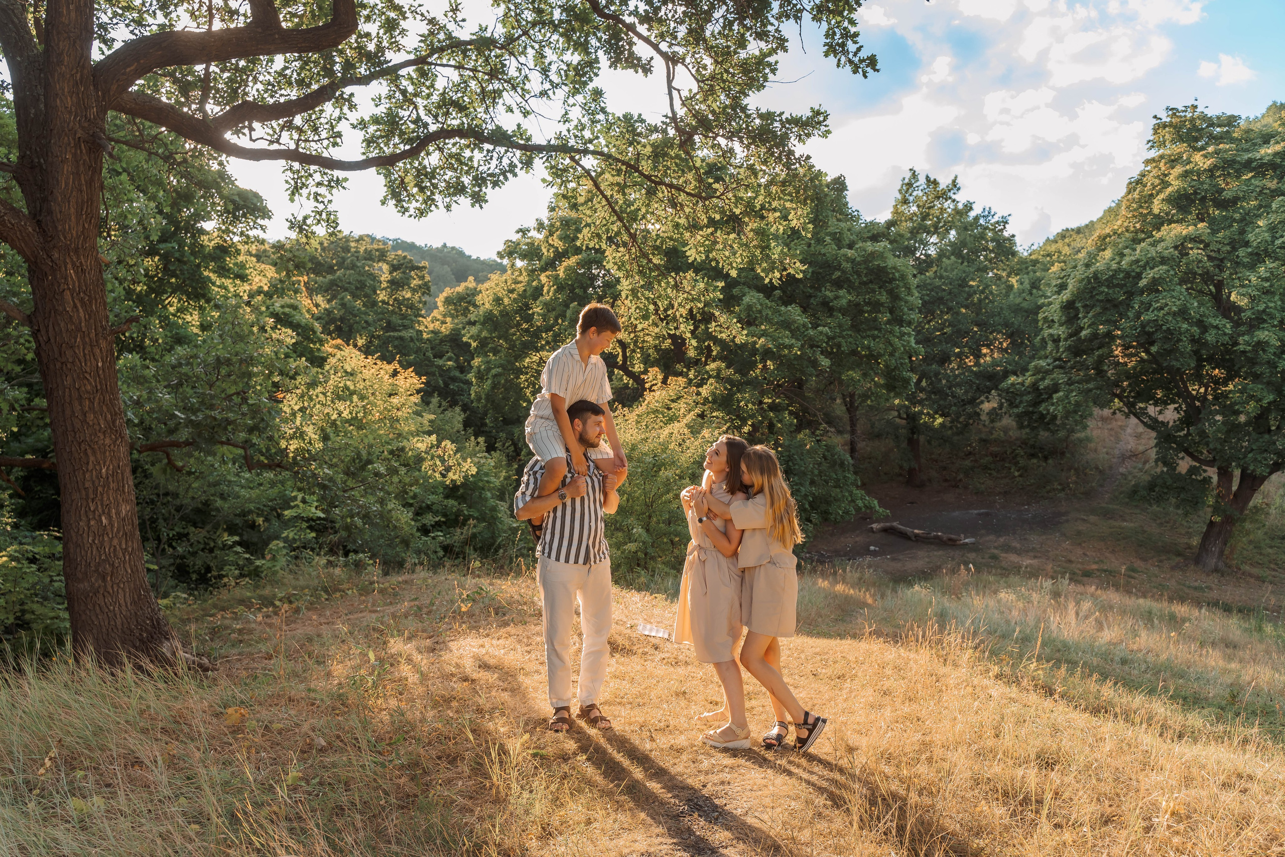 Семья Екатерины. Локация — Смирновское ущелье. Семейный фотограф в Саратове