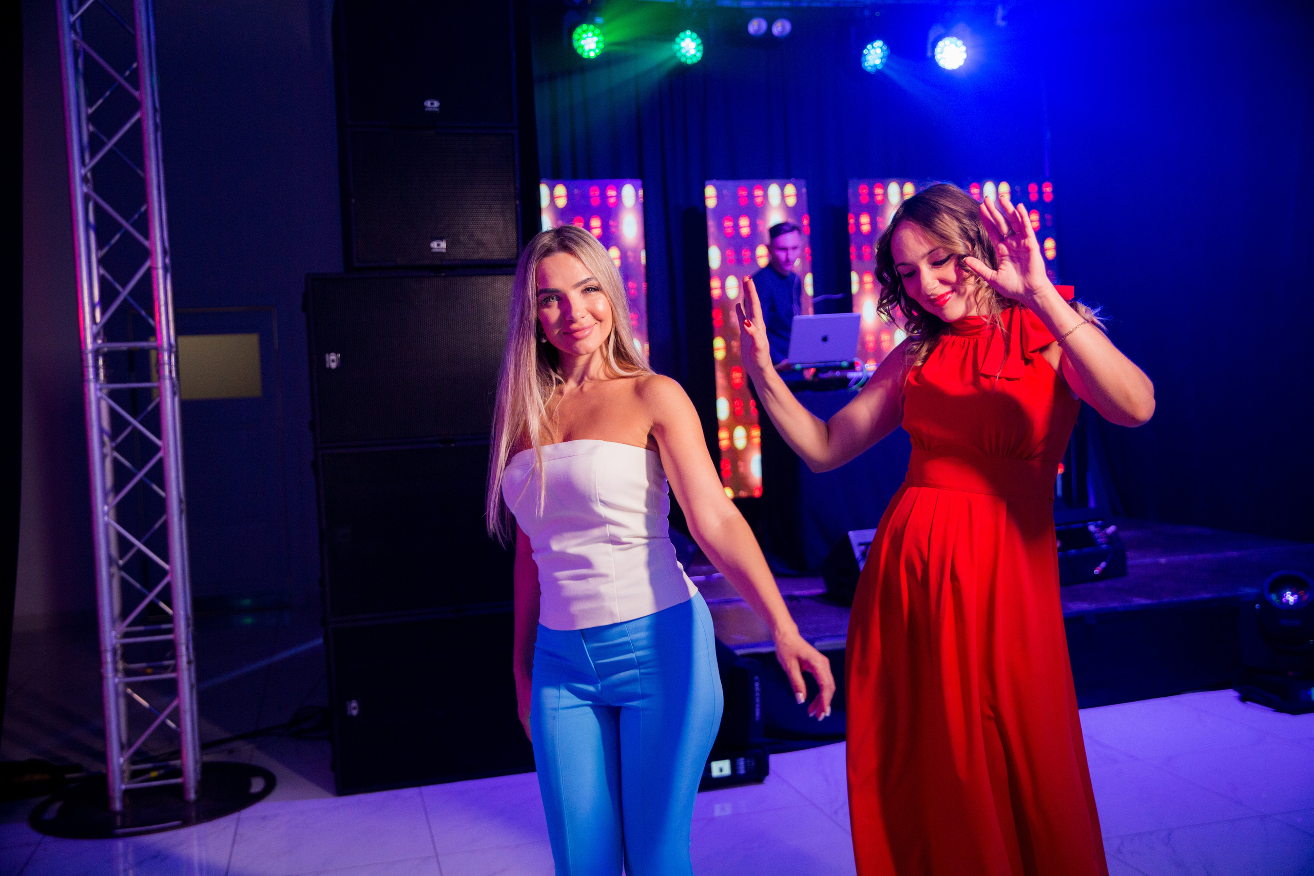 Данил и Диана. Главная