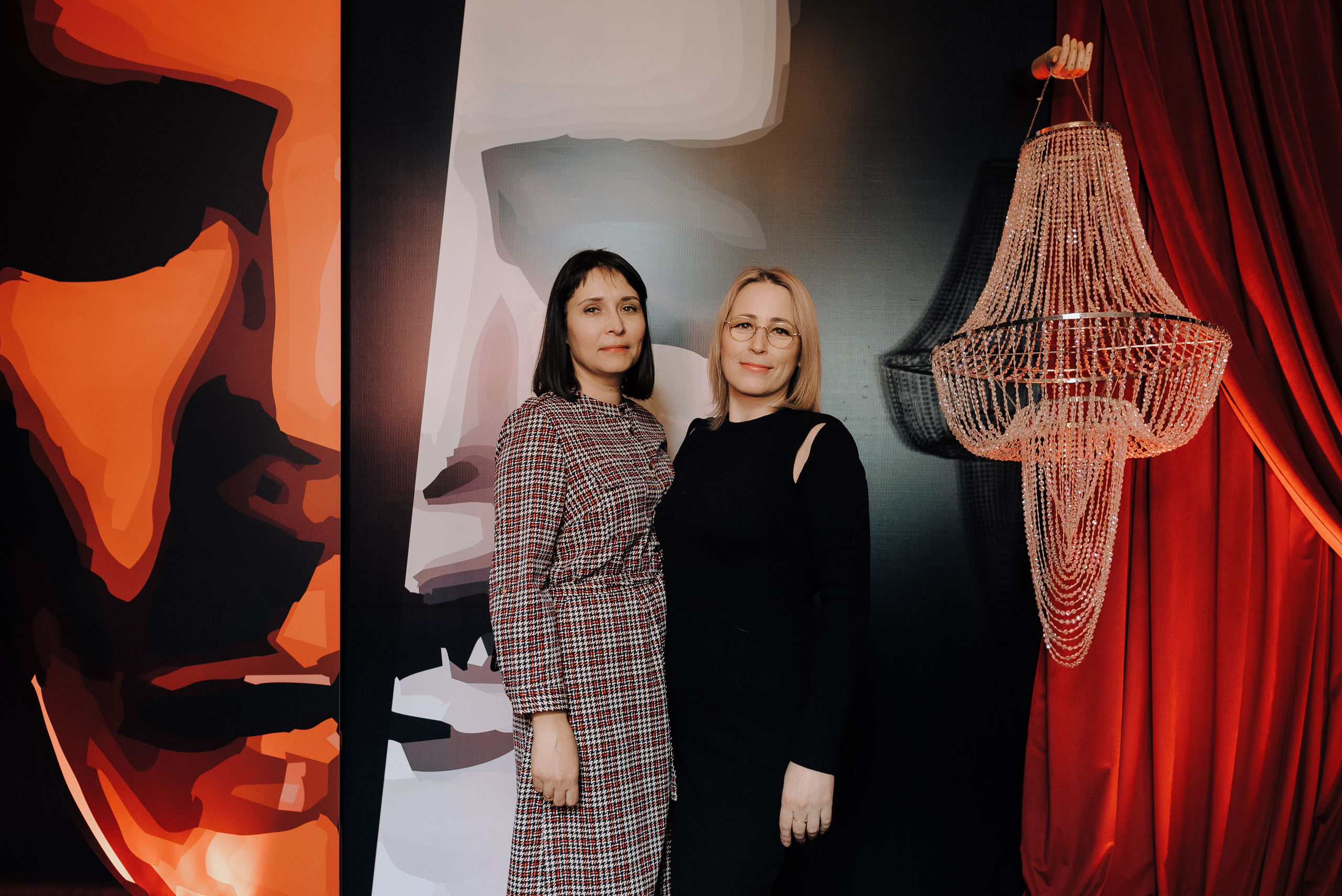 СПЕКТАКЛЬ «ВОЛШЕБНЫЕ ОЧКИ» ОПТИК-ЦЕНТР. Репортажный фотограф Зуев Роман г. Челябинск