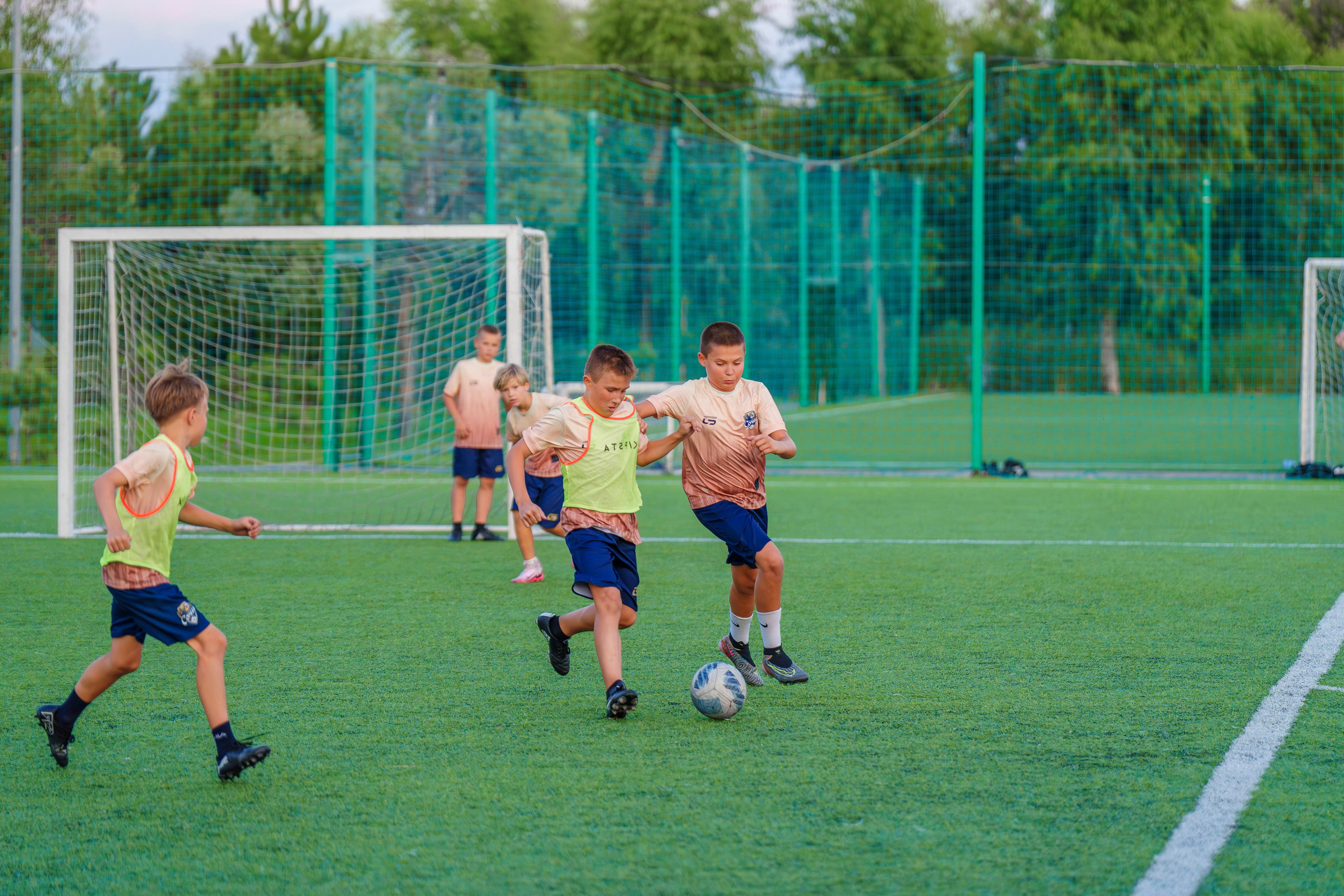 Футбол, тренировки. Фотограф видеограф Геннадий Янбаев в Сочи, Краснодаре