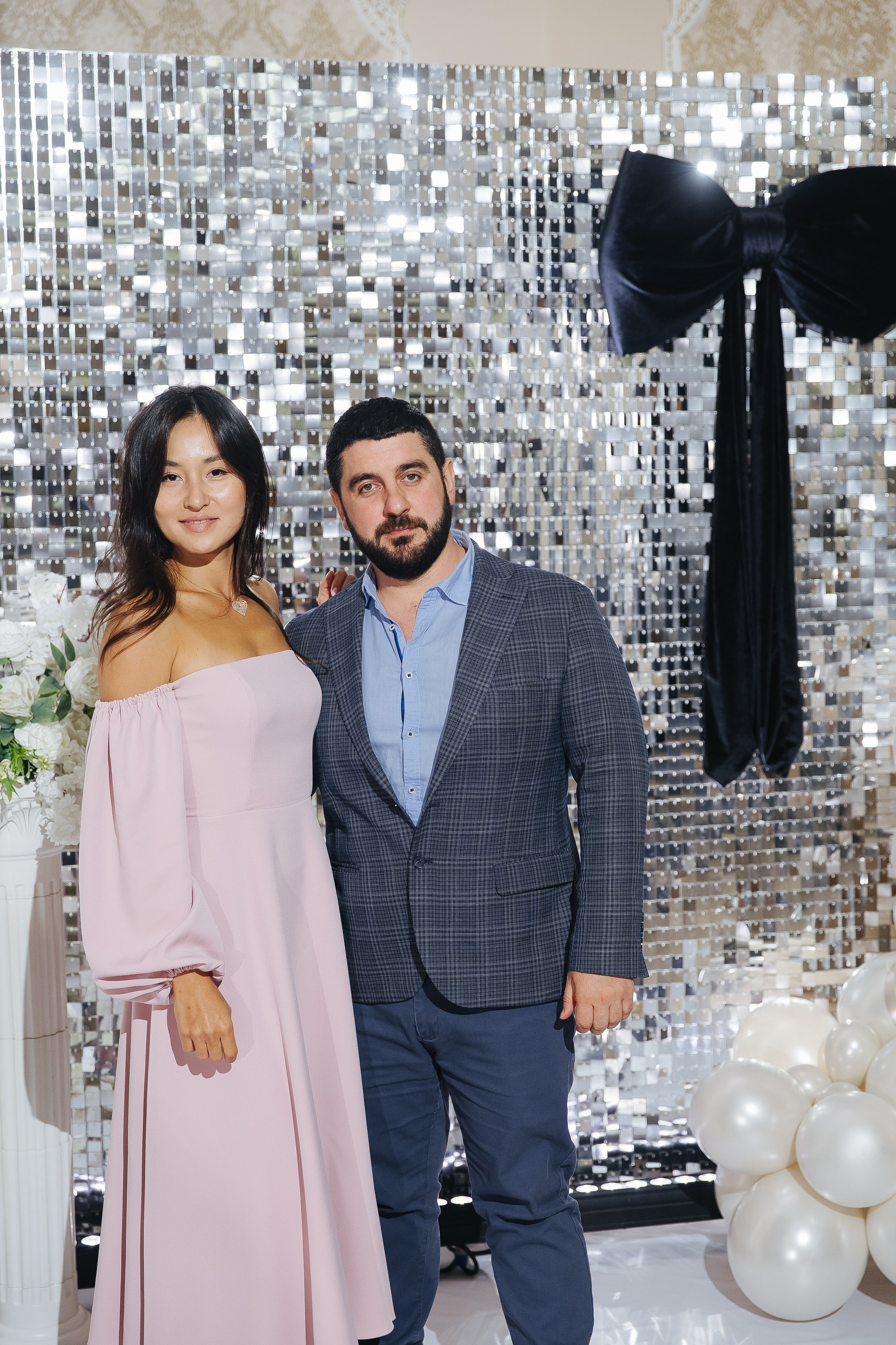 Ани и Назели. 35&5 День рождения, «Янтарь». Фотограф в Красноярске Надежда Воскресенская