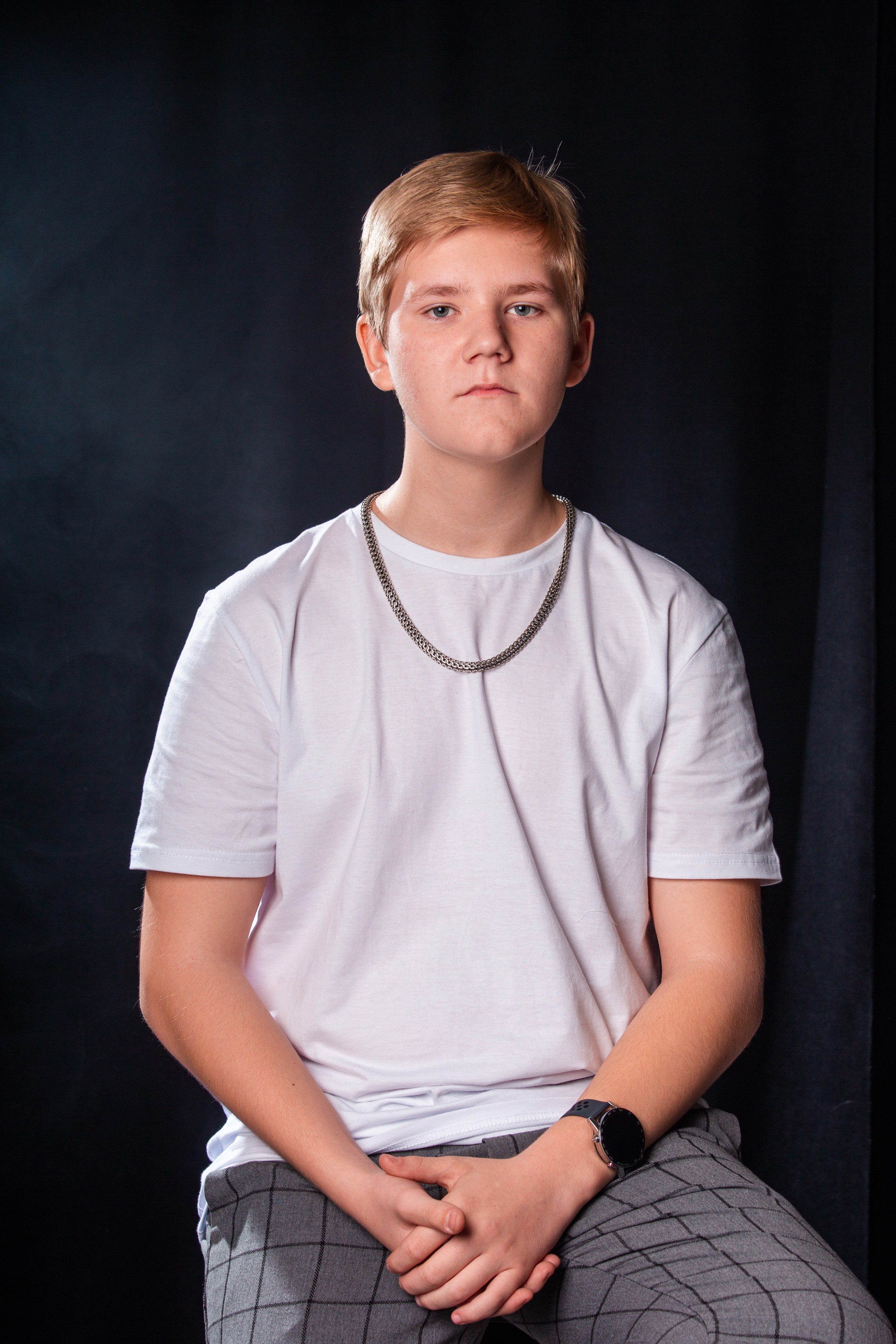 СЪЕМКА ПОРТРЕТОВ НА ЧЕРНОМ ФОНЕ + ДЫМ. ТВОЙ АЛЬБОМ / ТВОИ ПРАВИЛА