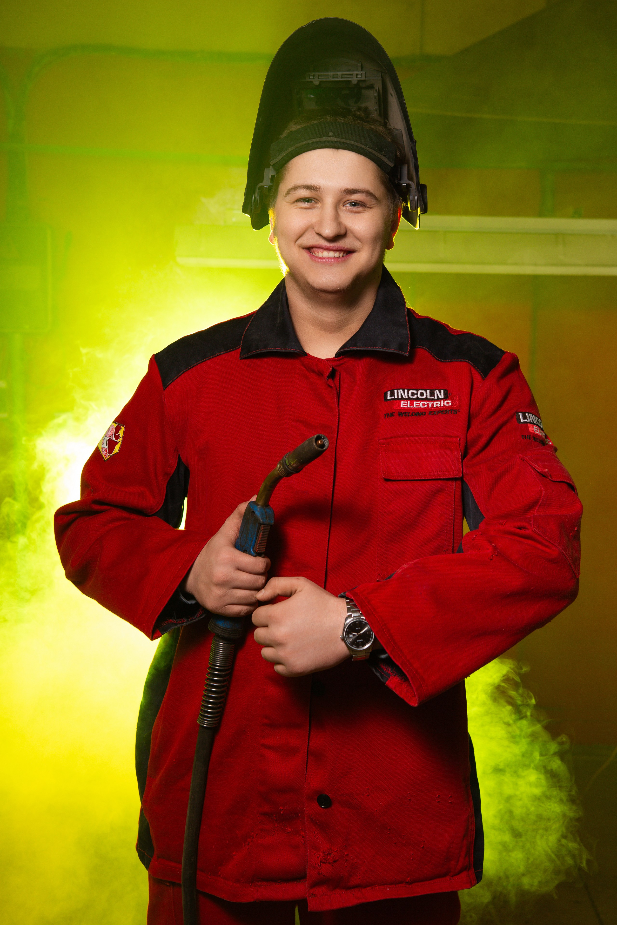 Портретная Фотосессия в Цеху для Выпускников Сварщиков | Твой Альбом Мценск. ТВОЙ АЛЬБОМ / ТВОИ ПРАВИЛА