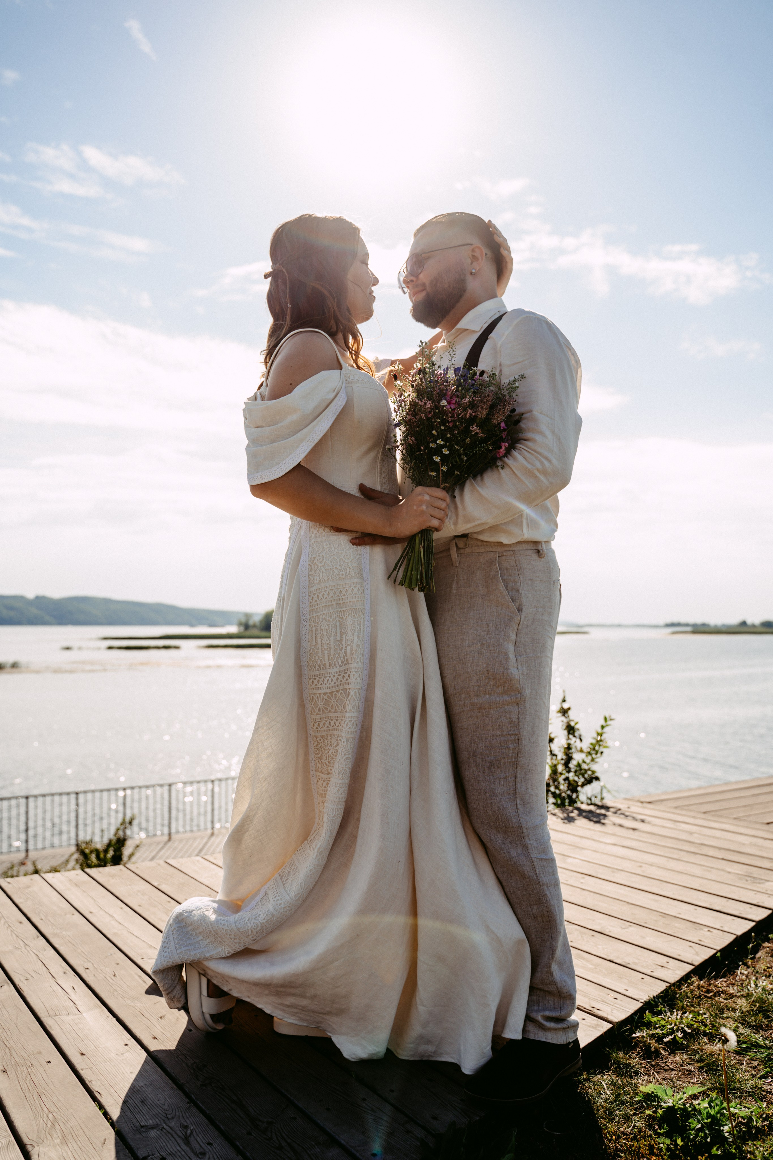 Эльвира и Яков. Главная