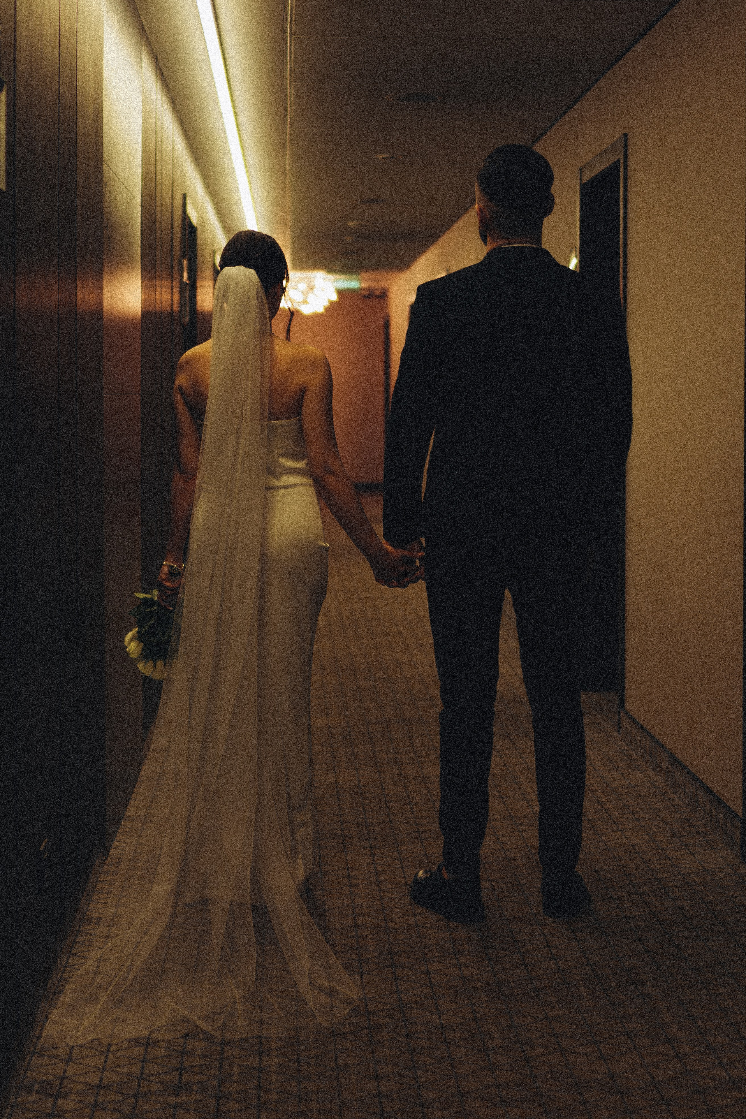 СВАДЕБНАЯ СЬЕМКА СБОРОВ ЖЕНИХА И НЕВЕСТЫ В ОТЕЛЕ И ТАКЖЕ ФОТОСЕССИИЯ В ОТЕЛЕЕ МЕГАПОЛИС БРЯНСК. Профессиональный фотограф, Санкт-Петербург — Виктория Богомолова