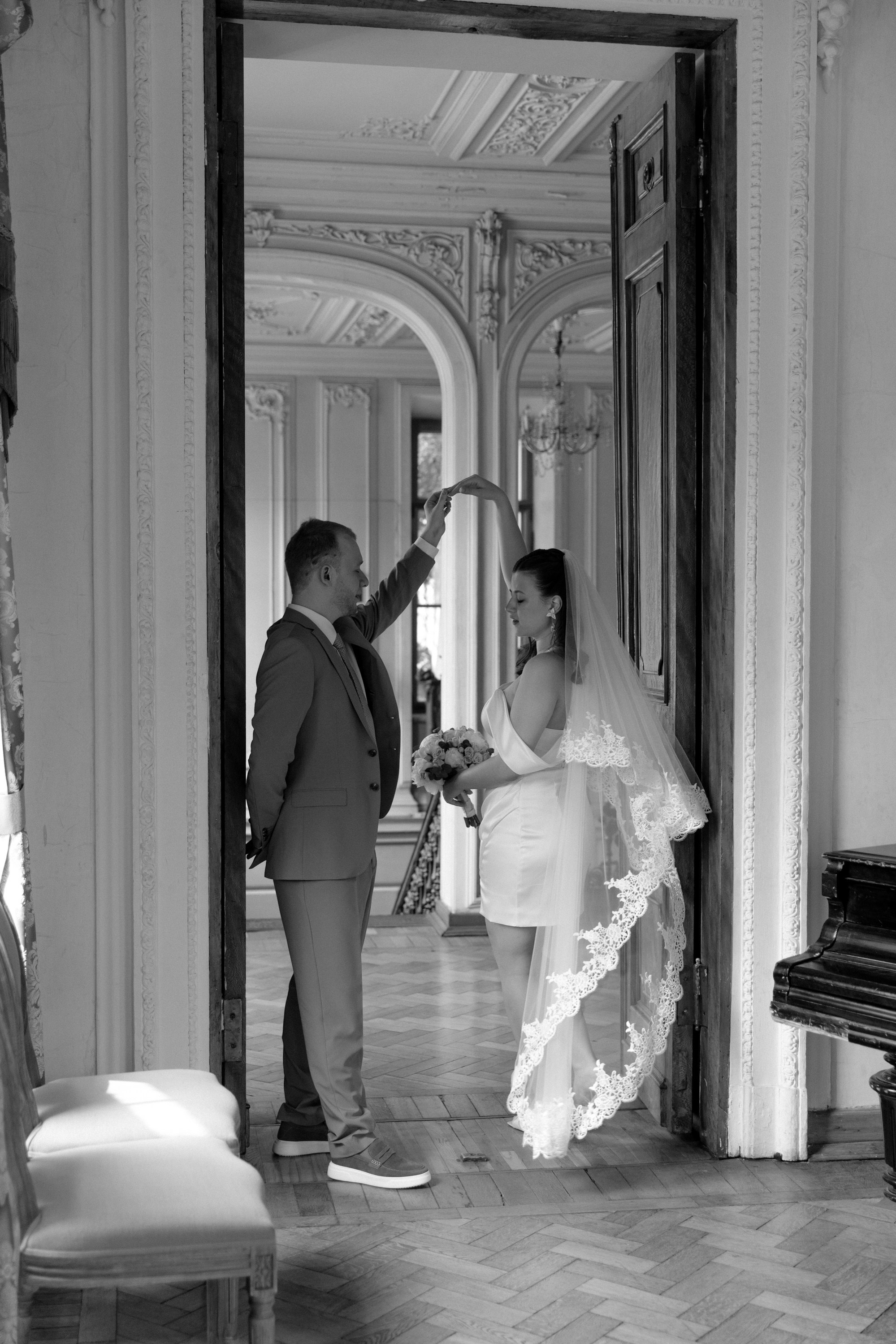 Марина и Артем — Пушкинская Библиотека. Фотограф Сергиев Посад Москва Хованская Екатерина