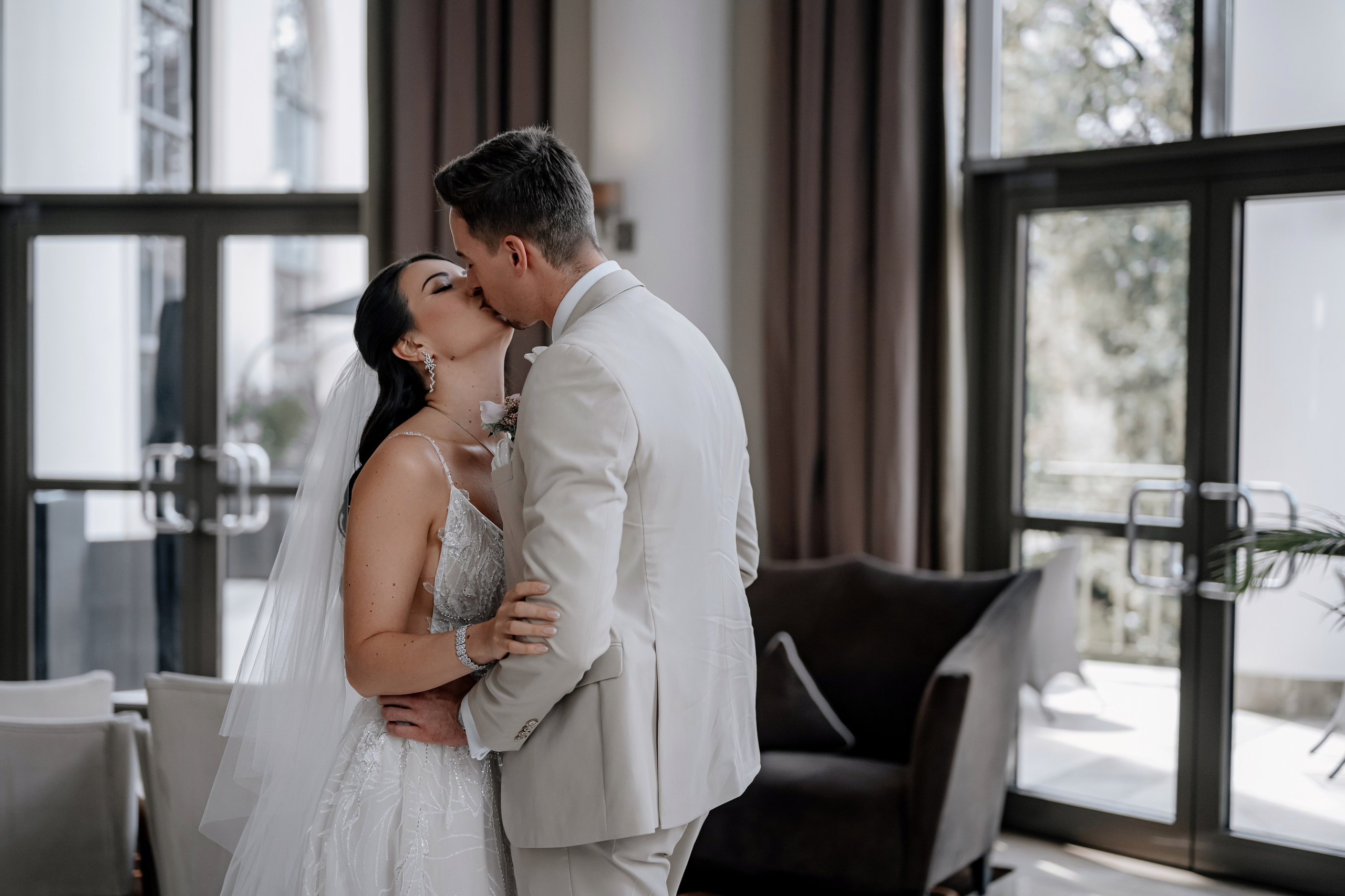 Свадьба в RODINA. Свадебный и семейный фотограф в Сочи Никита Пищов