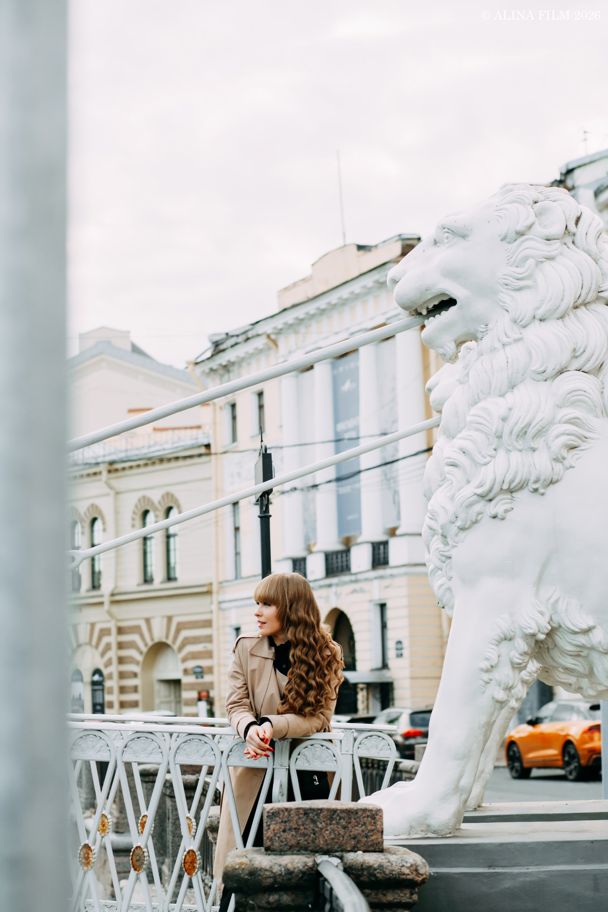 Фотопрогулка: Казанский собор, Банковский мост, Львиный мост, Мариинский театр. Фотограф в Санкт-Петербурге Alina Film