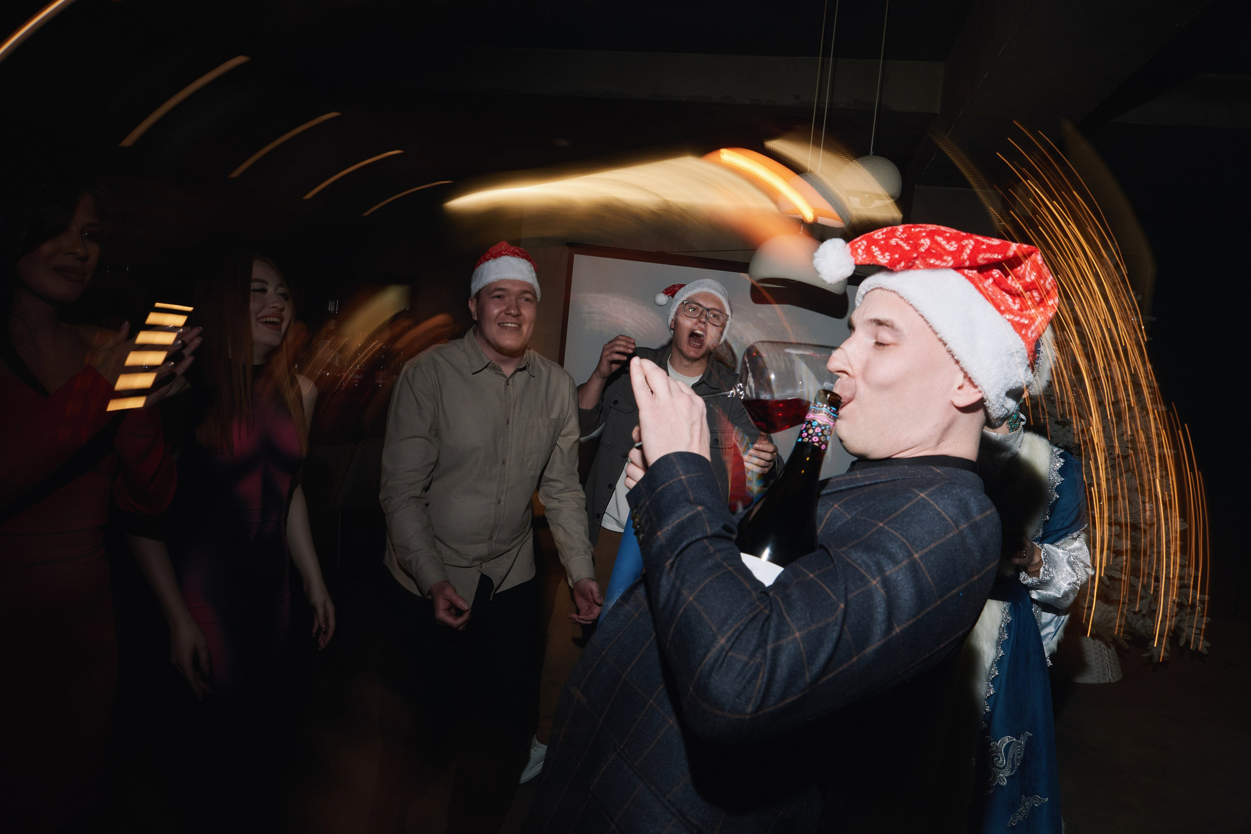 Новогодний корпоратив. Фотограф и видеограф в Кургане Леонид Корнильев