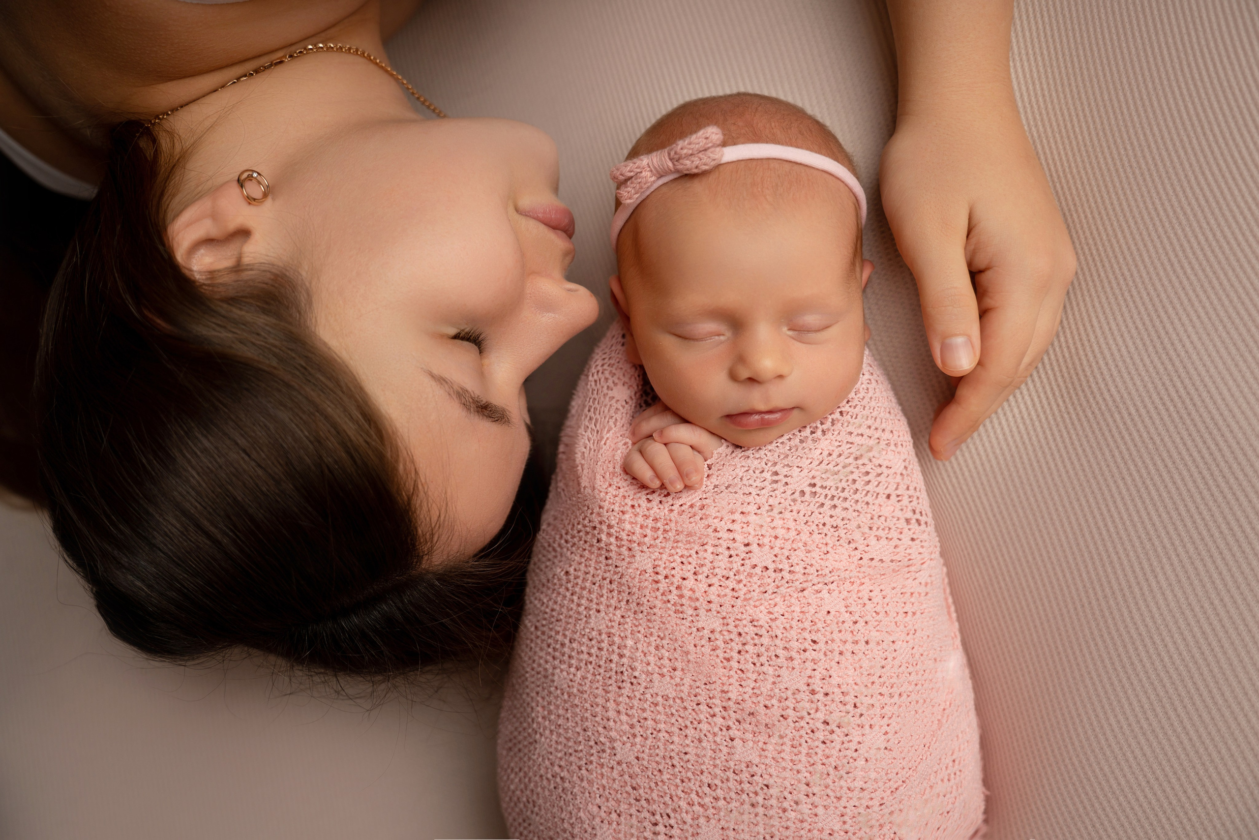 Фото с родителями/Макроснимки. Фотограф новорожденных Оренбург и свадебный фотограф Оренбург