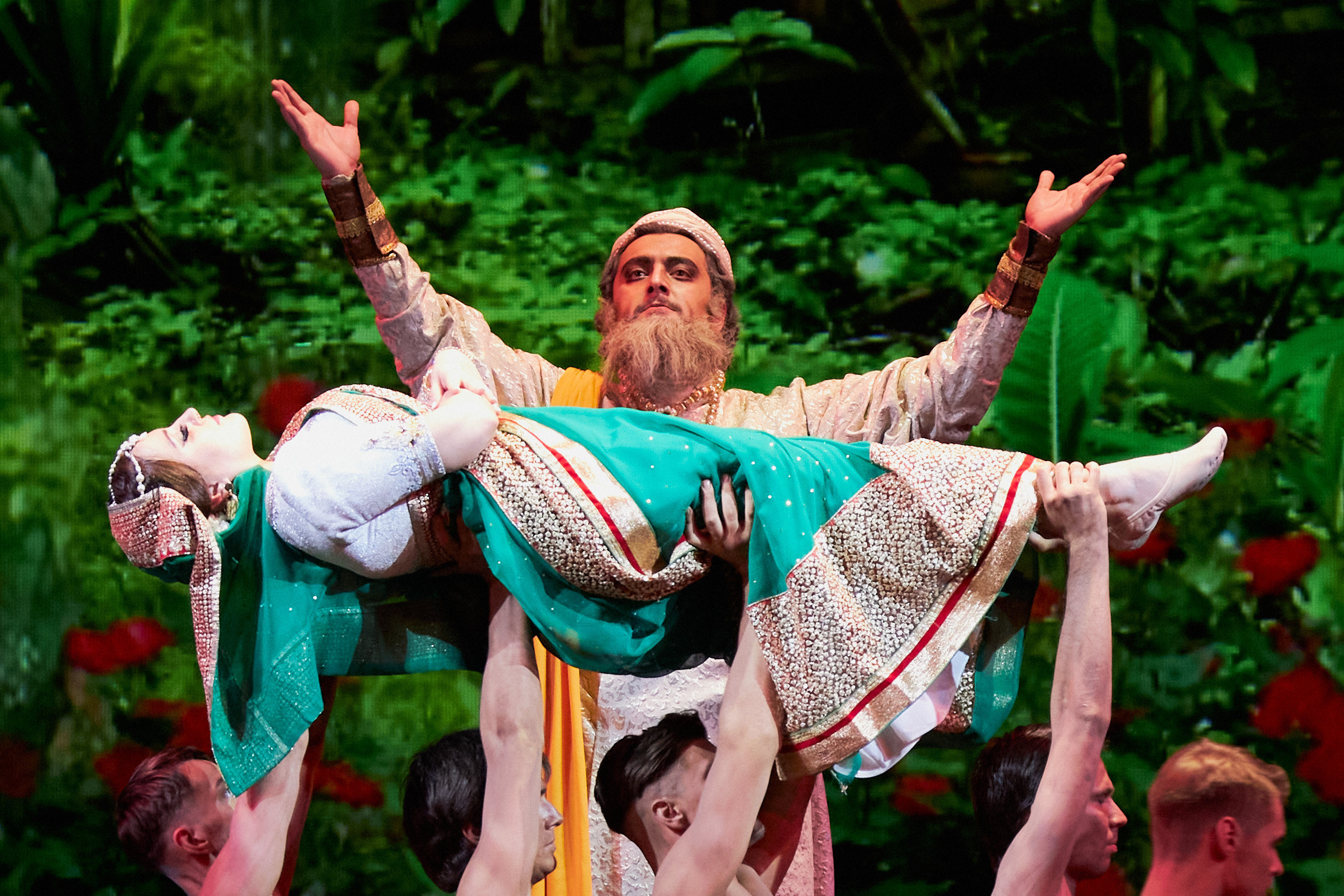 Театр. Вильчук Зинаида фотограф, ретушер в Санкт-Петербурге