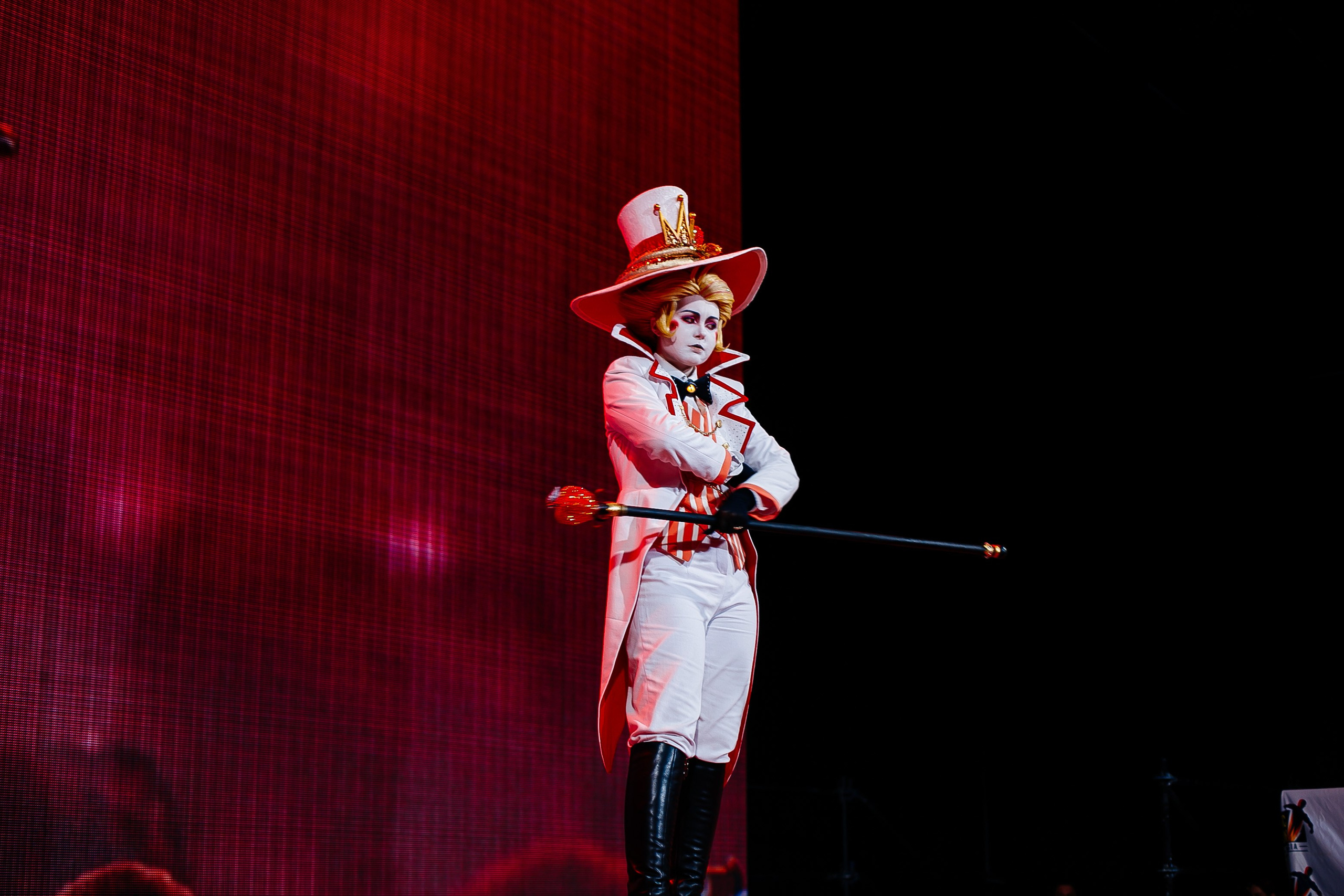 Люцифер из отель Хазбин 