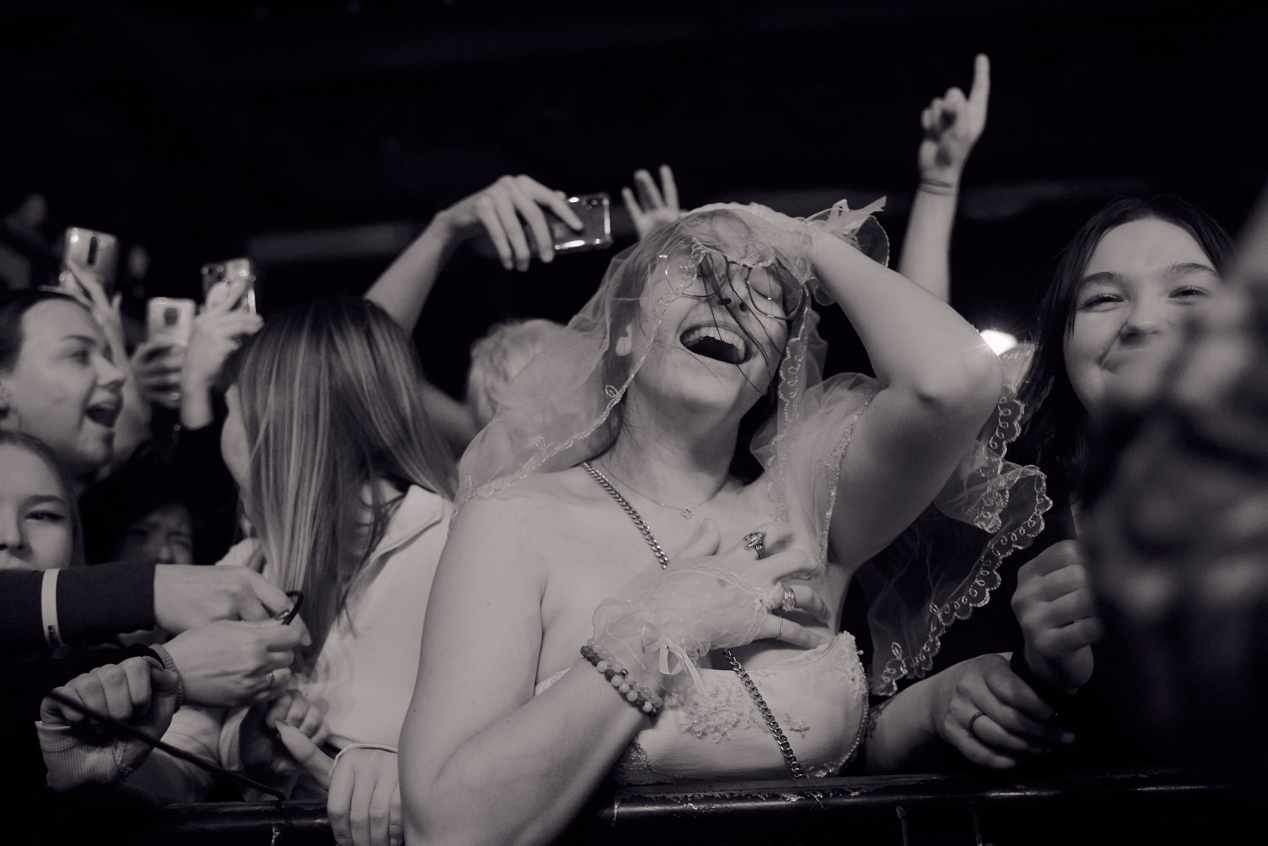 Фотосъёмка концертов в Санкт-Петербурге. Лена Монахова — портретный и концертный фотограф в Санкт-Петербурге