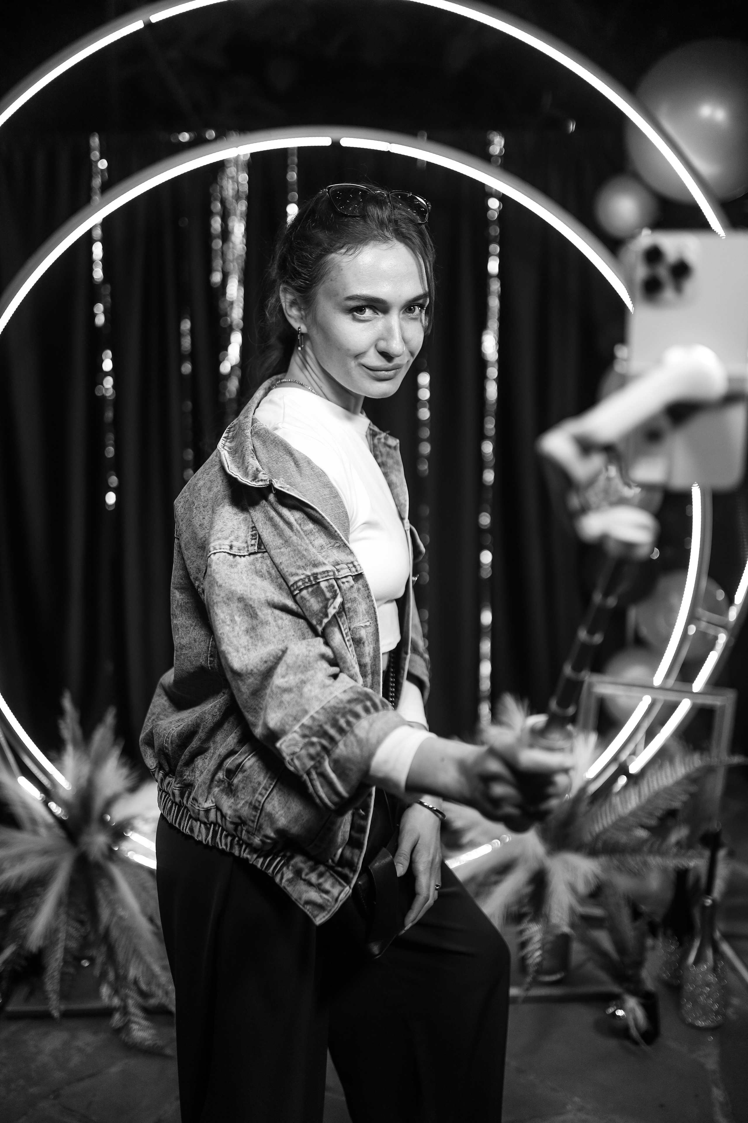 25.Диана и гости