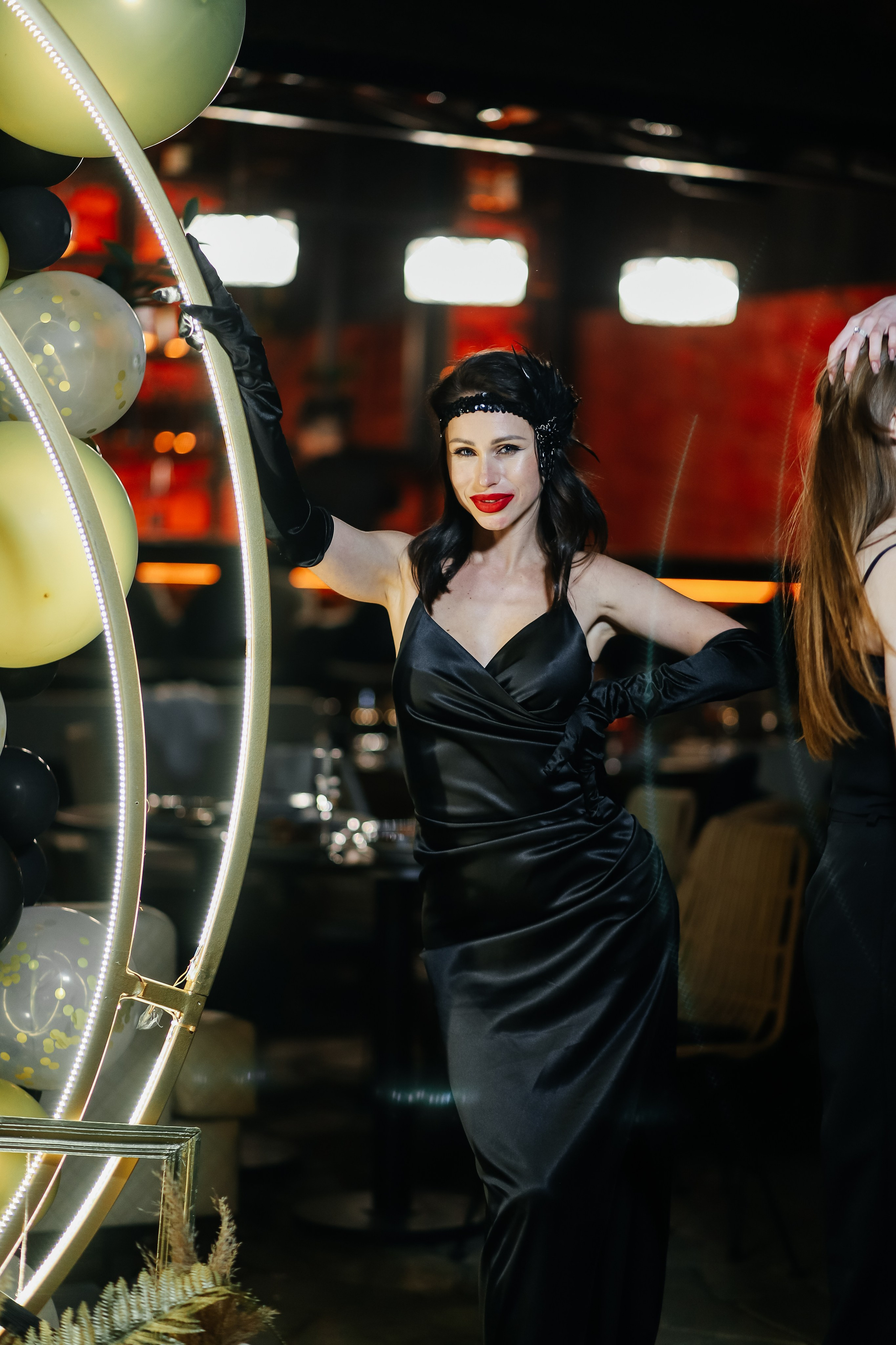 25.Диана и гости