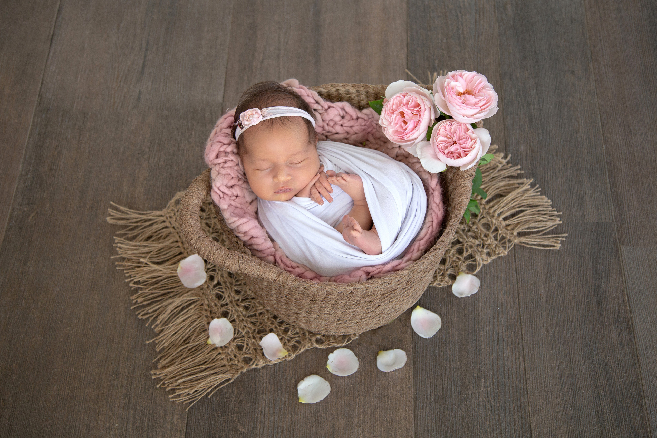 Галерея newborn. ФОТОСТИЛЬ, изготовление рекламной продукции в Приморско-Ахтарске