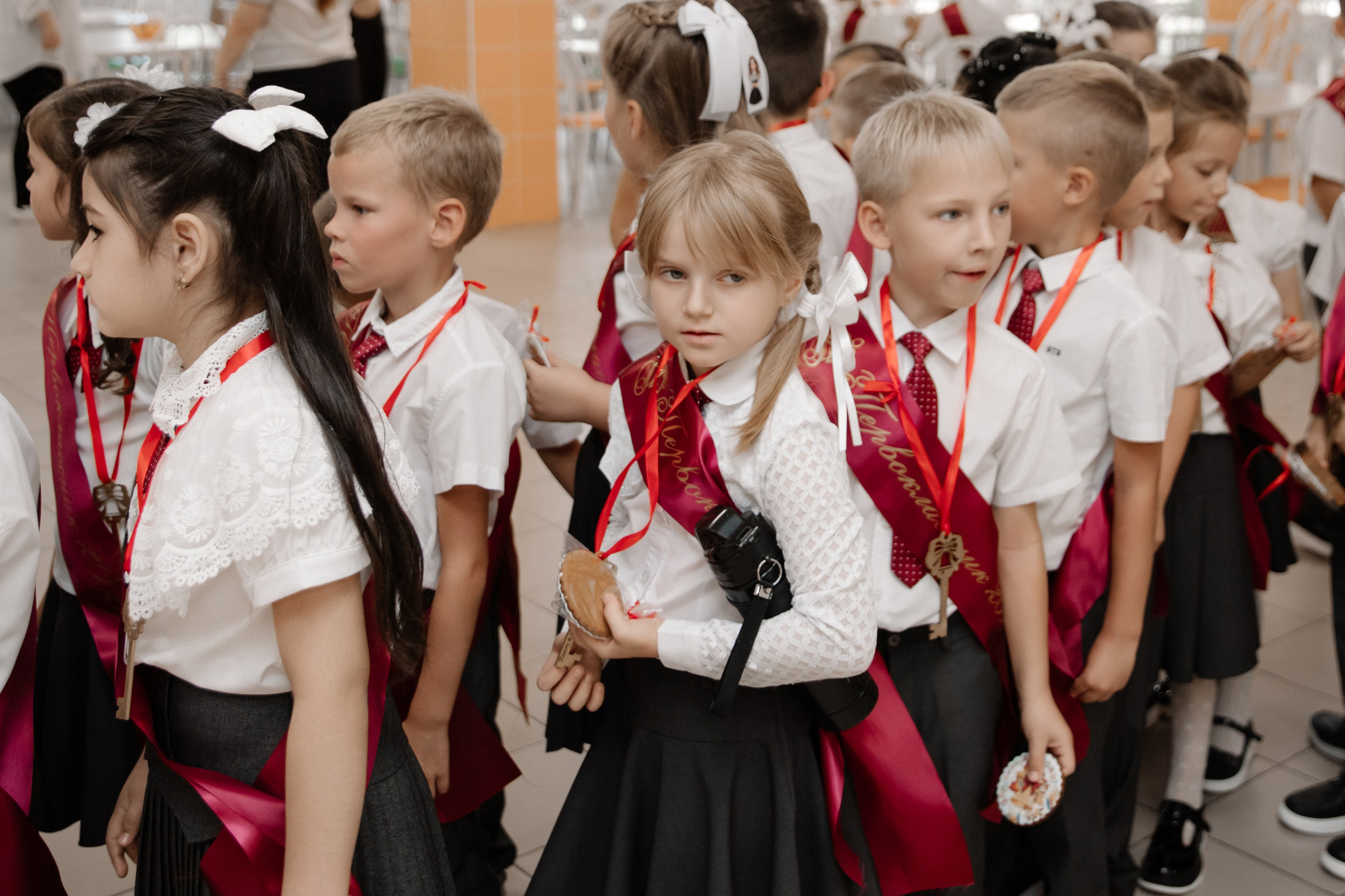 1 класс 11 школа. Выпускные альбомы Натальи Бутко: Новороссийск, Анапа, Геленджик