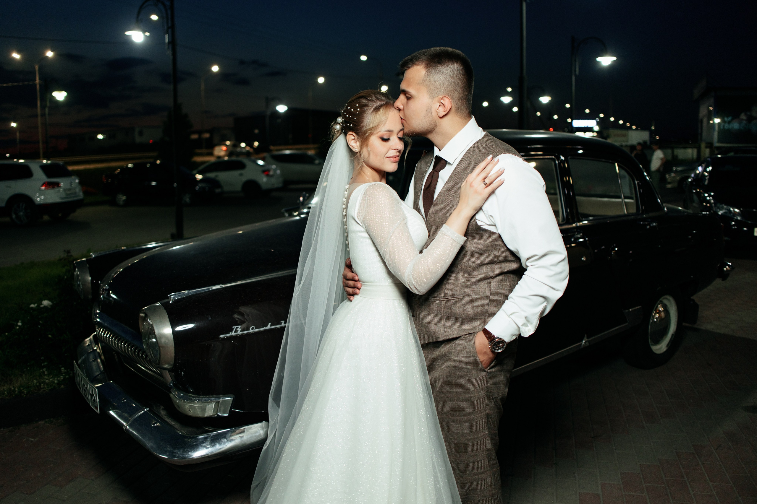 Контакты. Свадебный фотограф в Курске Антон Богданов