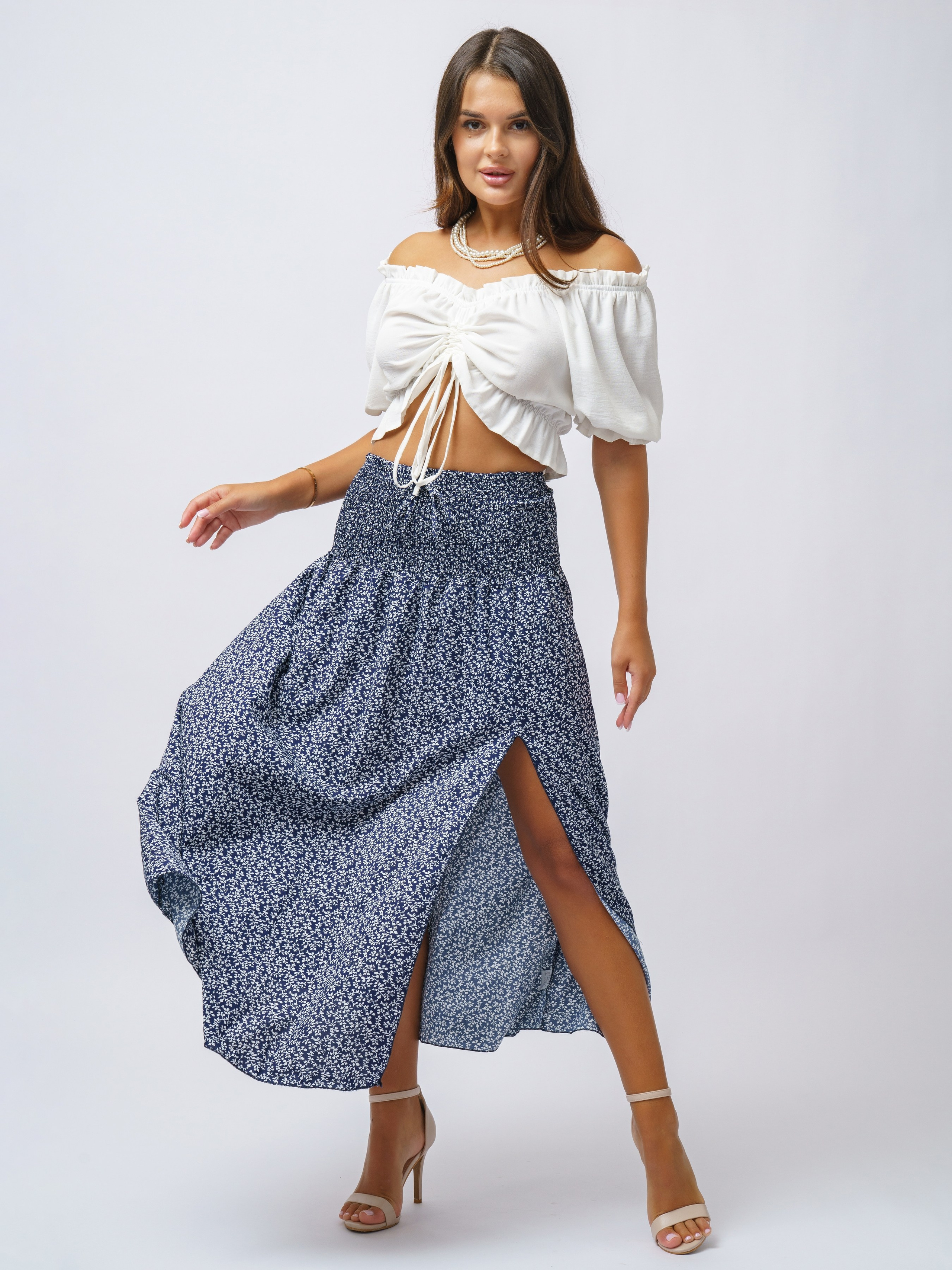 Юлия, 42-44 р-р, рост 171. KED Production — продакшн из СПб. Создаём фото, видео и контент, который помогает брендам и селлерам продавать больше