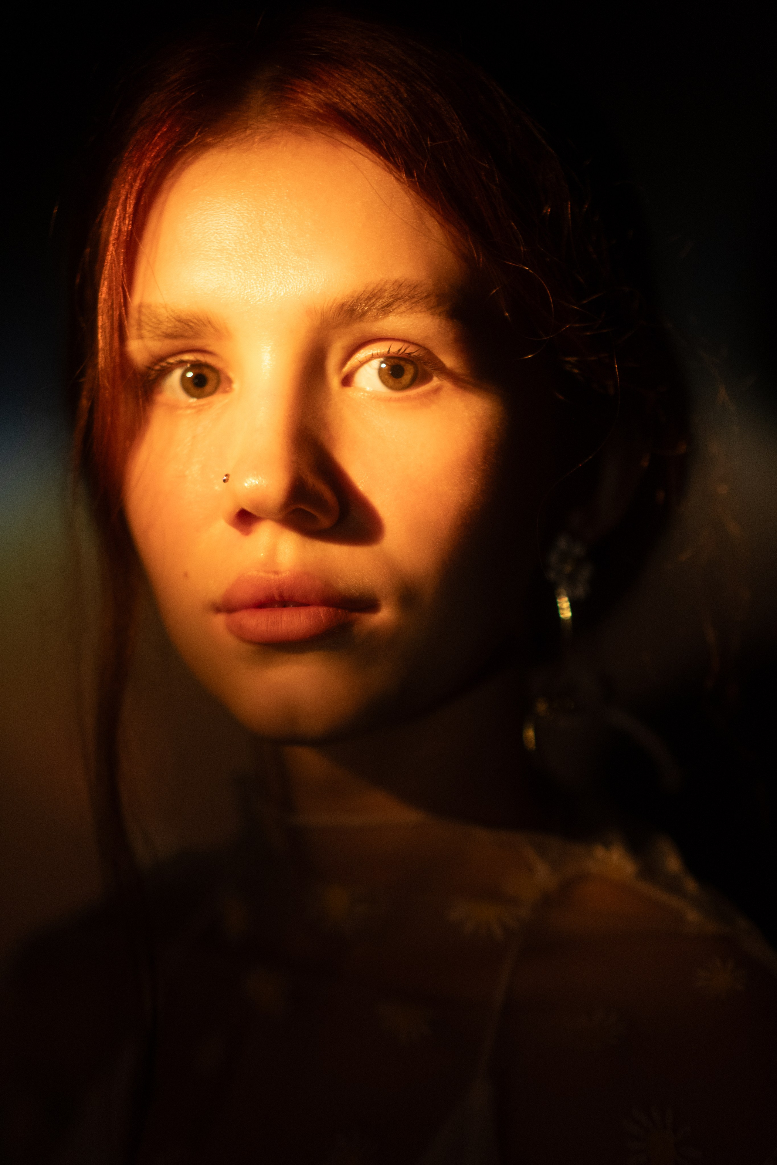 Настя и ромашки. Фотограф Коробова Екатерина