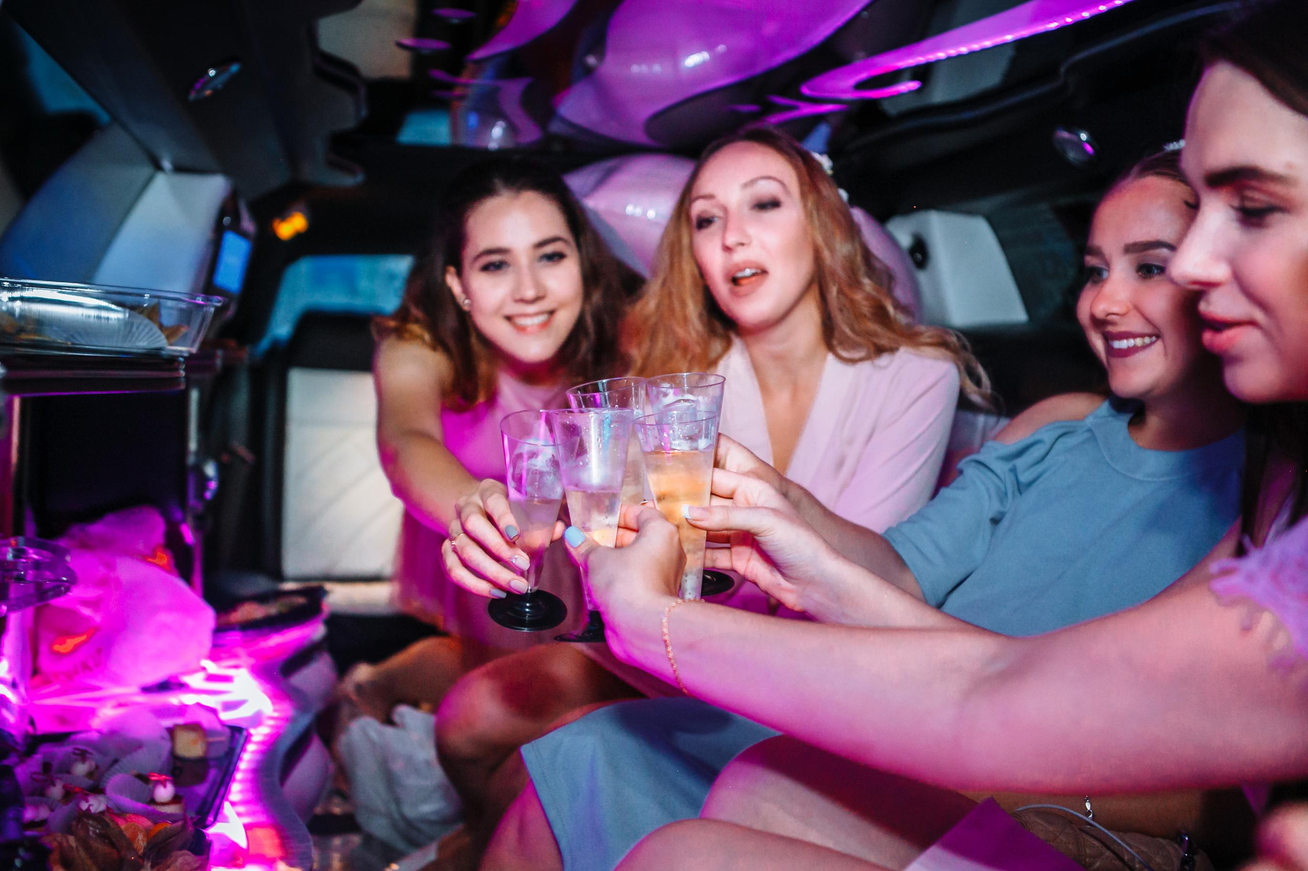 Девичник Любы. Свадебный фотограф в Москве Александра Тихонова