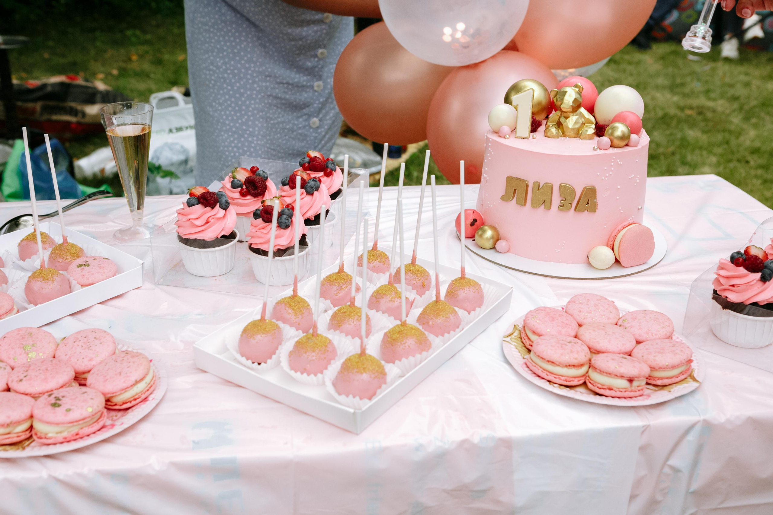 Большой праздник Лизы. Свадебный фотограф в Москве Александра Тихонова