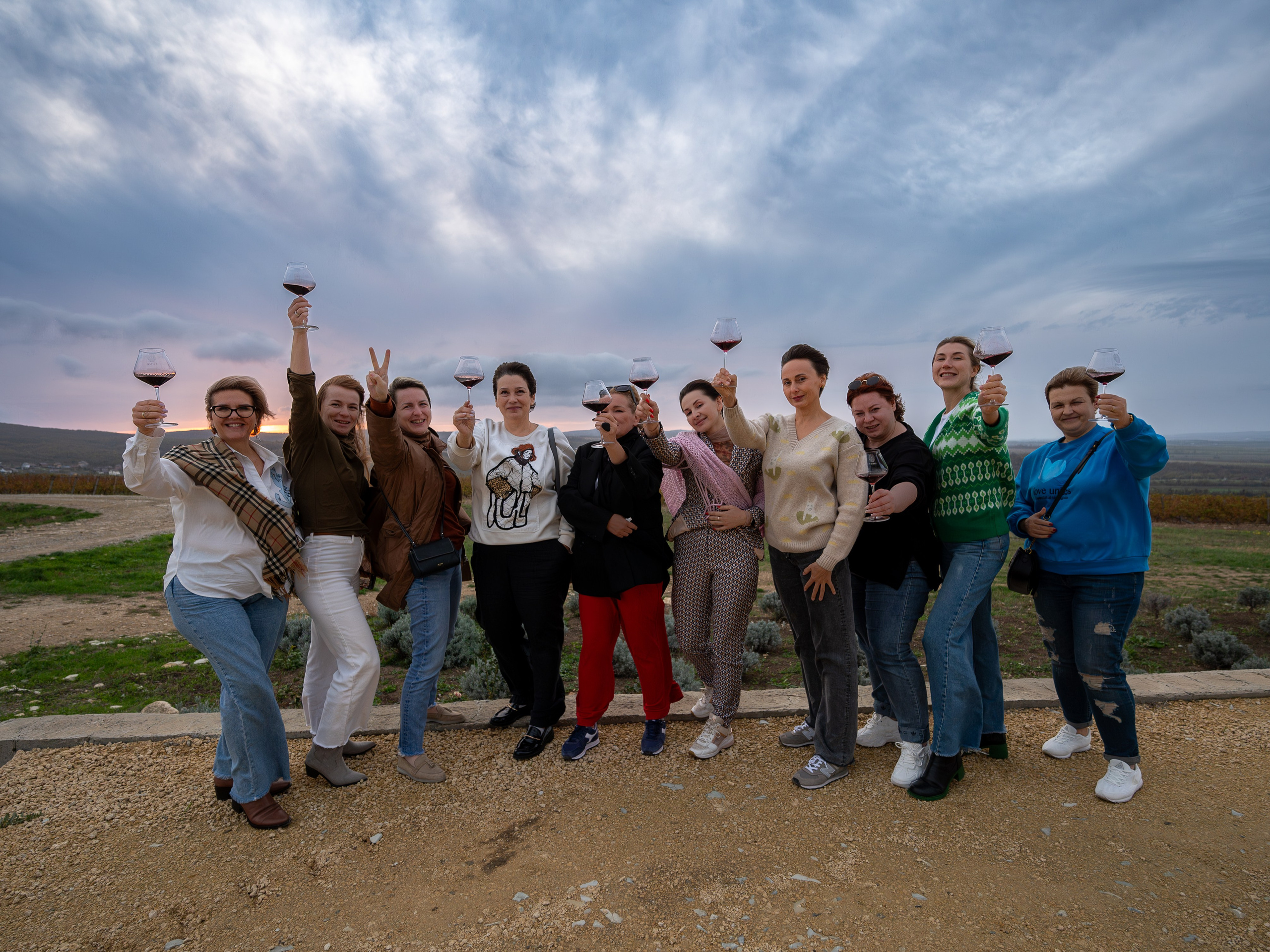 Литературная мастерская с Ольгой Шутовой в «Винотеррии». Репортажный фотограф в Красной Поляне и Сочи Павлюченко Екатерина