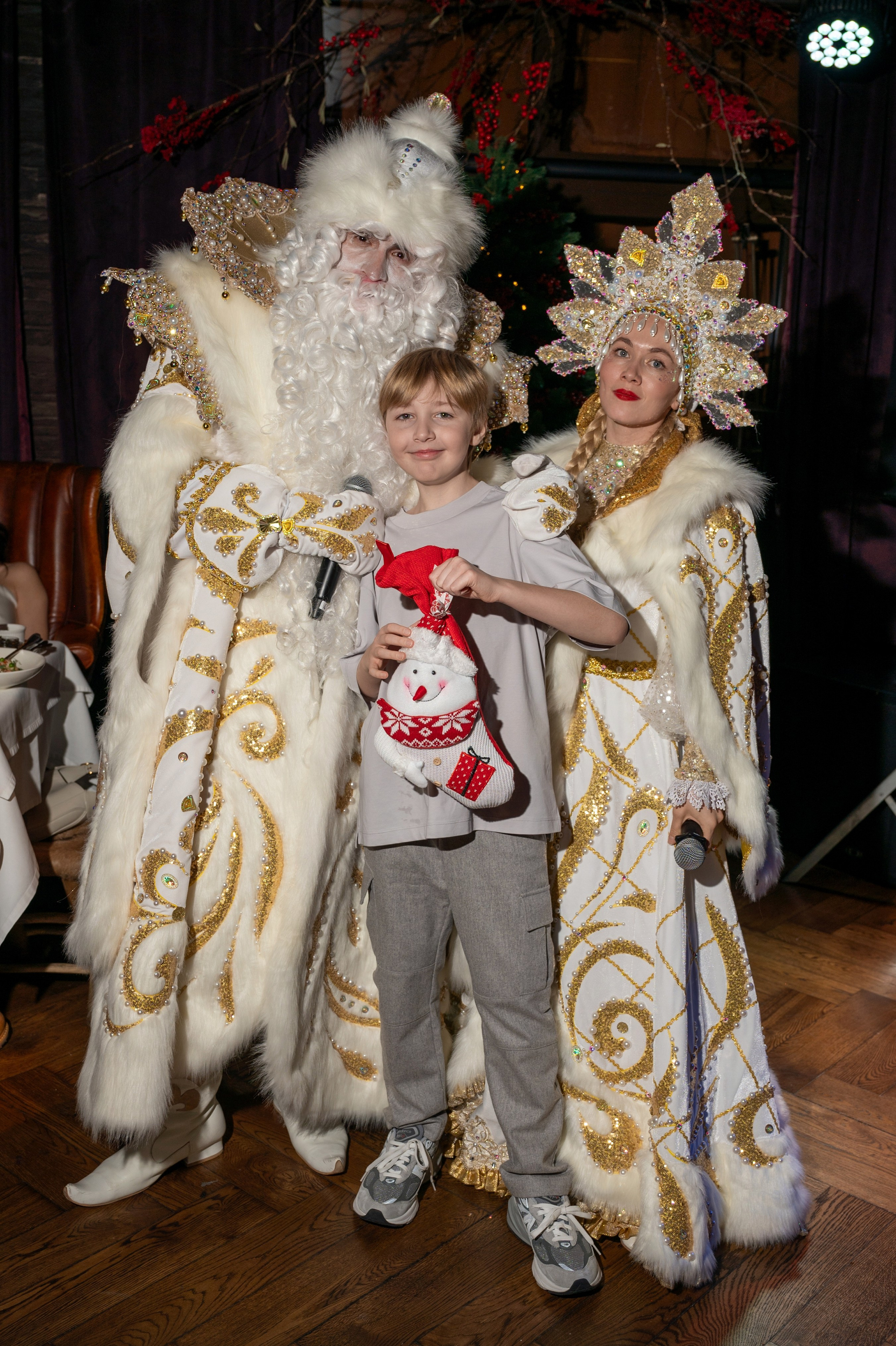 Новый год 2025 в ресторане Red Fox. Репортажный фотограф в Красной Поляне и Сочи Павлюченко Екатерина