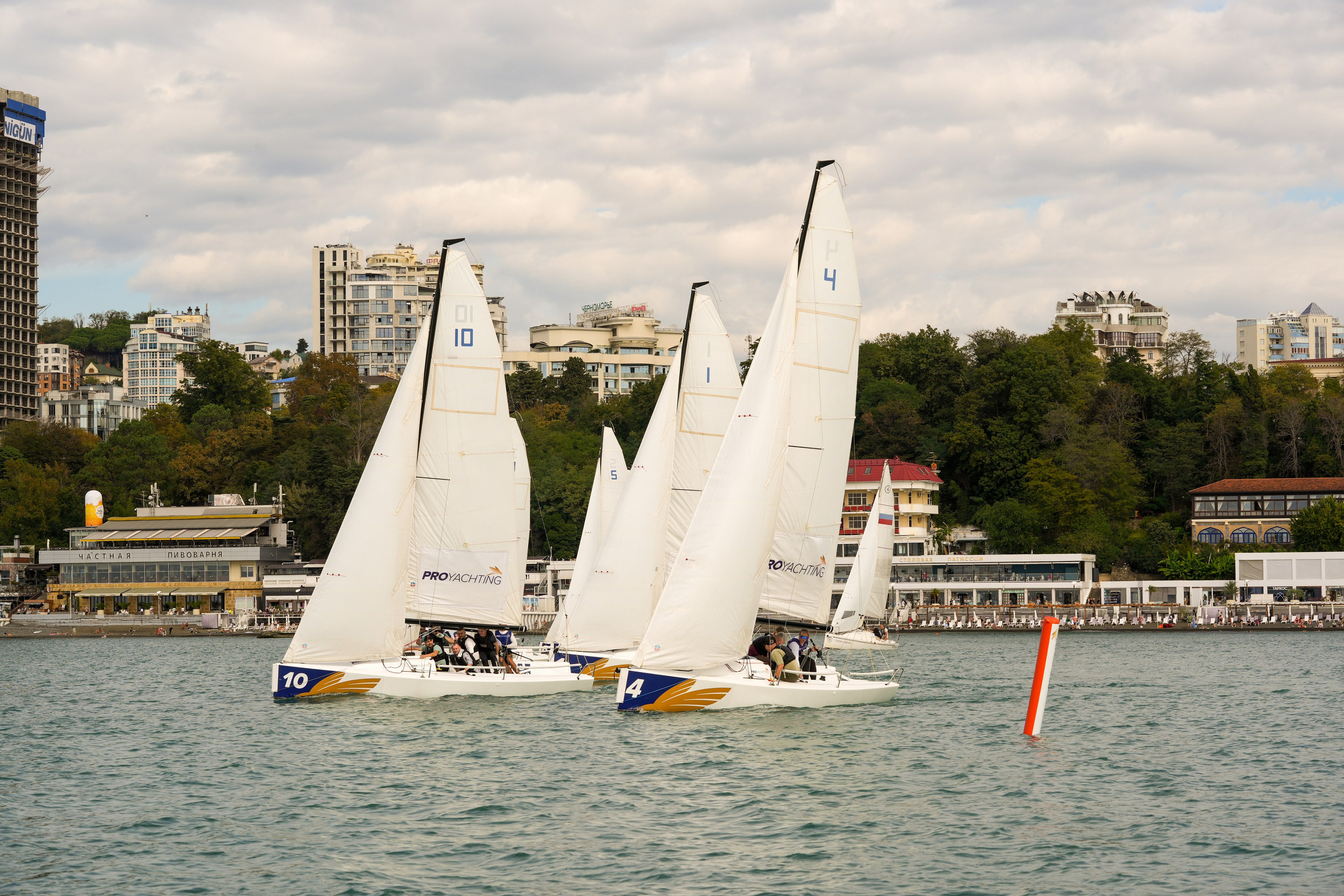 Яхтенная регата для компании Агрегатка. Репортажный фотограф в Красной Поляне и Сочи Павлюченко Екатерина