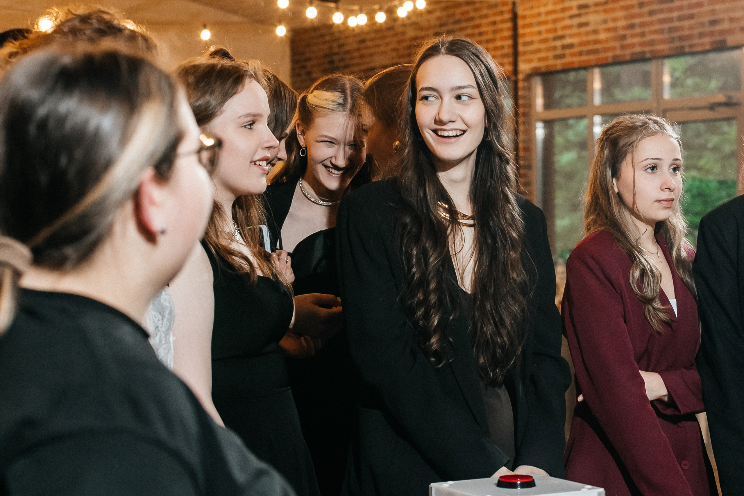 Выпускной 9 класс. Фотограф в Санкт-Петербурге Виктория Безверхая