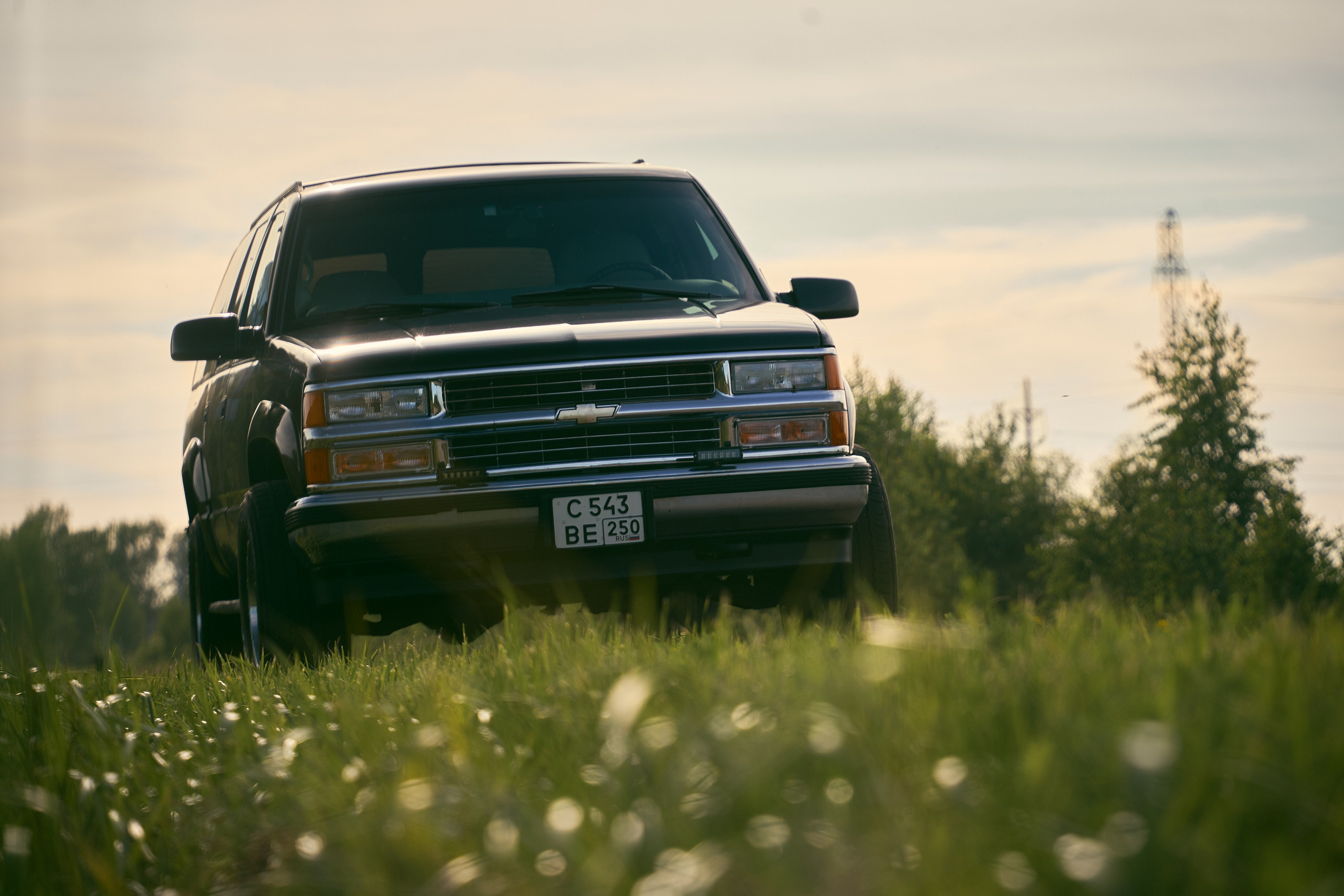 SUBURBAN 1998. Юля Ф