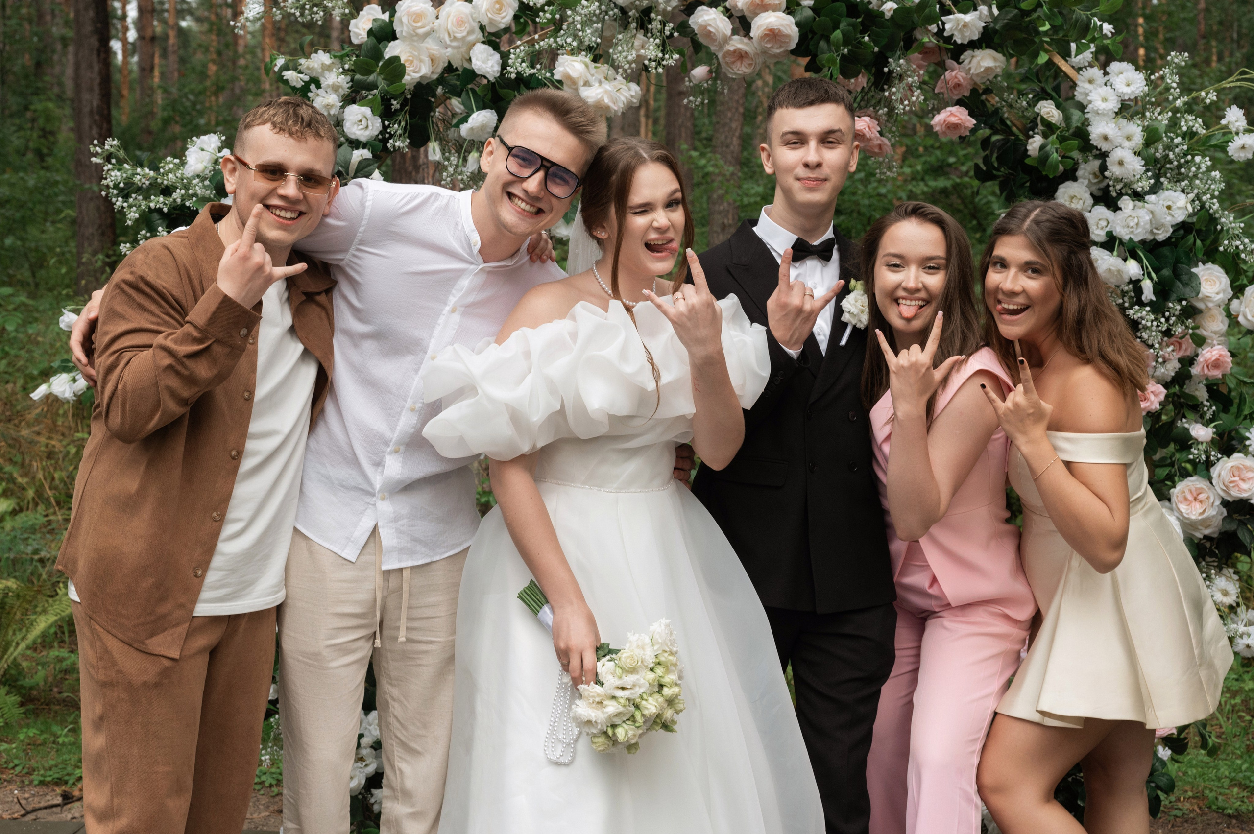 Михаил и Софья 08.08.25. Свадебный фотограф в Новосибирске. Александра Верхушина