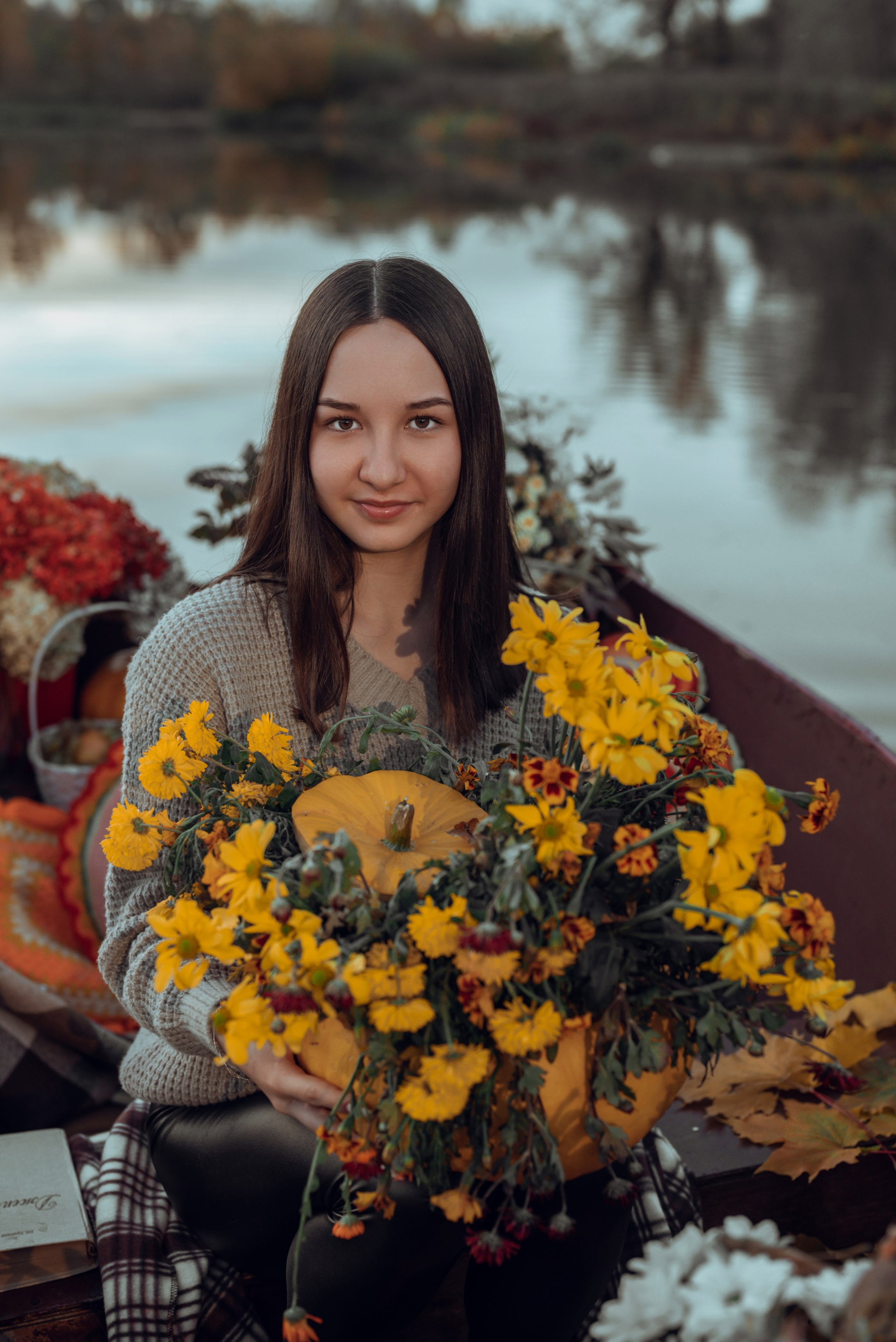 Фотопроект с осенней лодкой. Фотограф в городе Салават