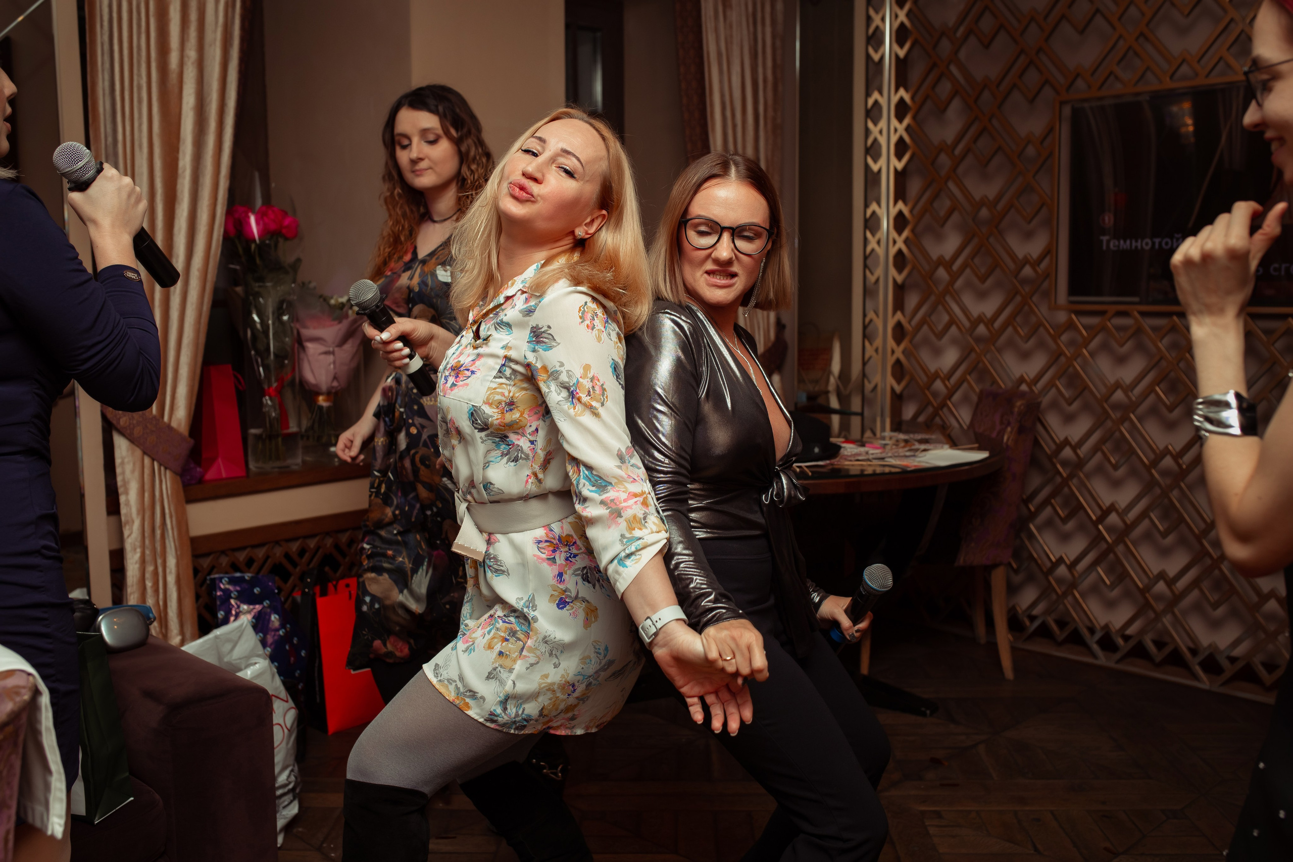 Юбилей в караоке. Семейный и детский фотограф в Москве Дорогова Екатерина