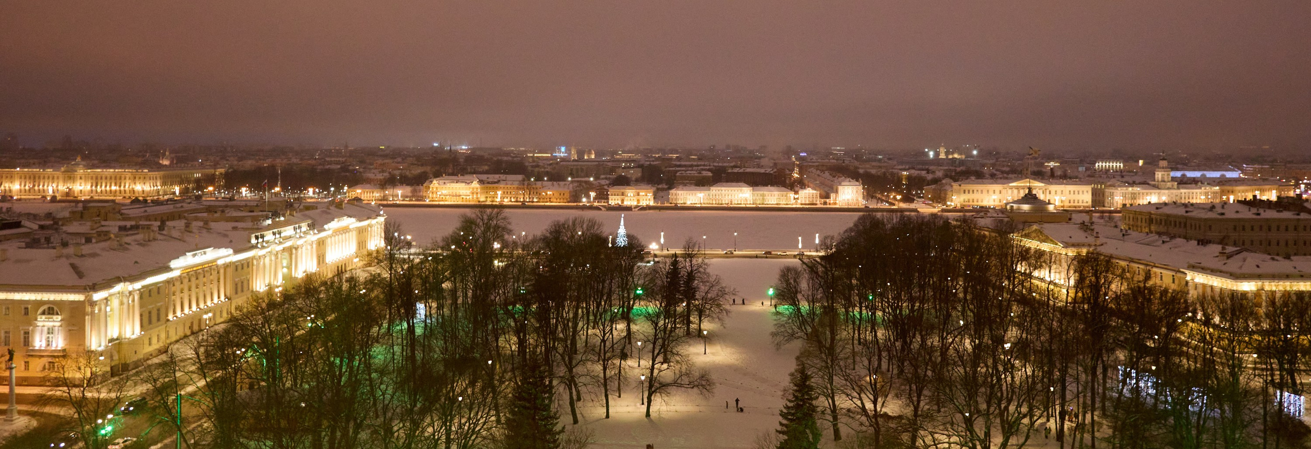 Рождество въ Санктъ-Петербургѣ. Фотографъ Сергѣевъ. Поймать мгновеніе