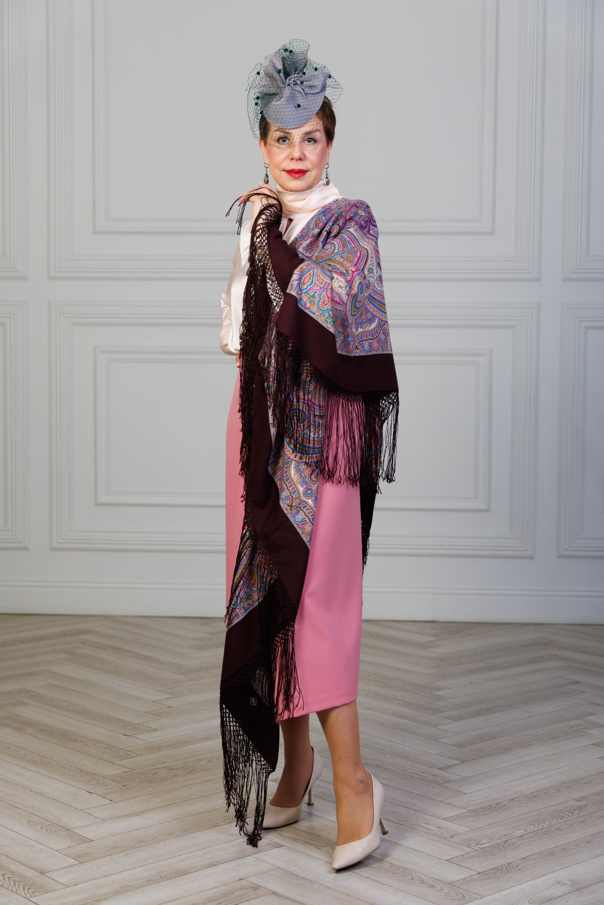 Фотосессия для аукциона, 2025. Коллекционер и искусствовед Олеся Ястребова