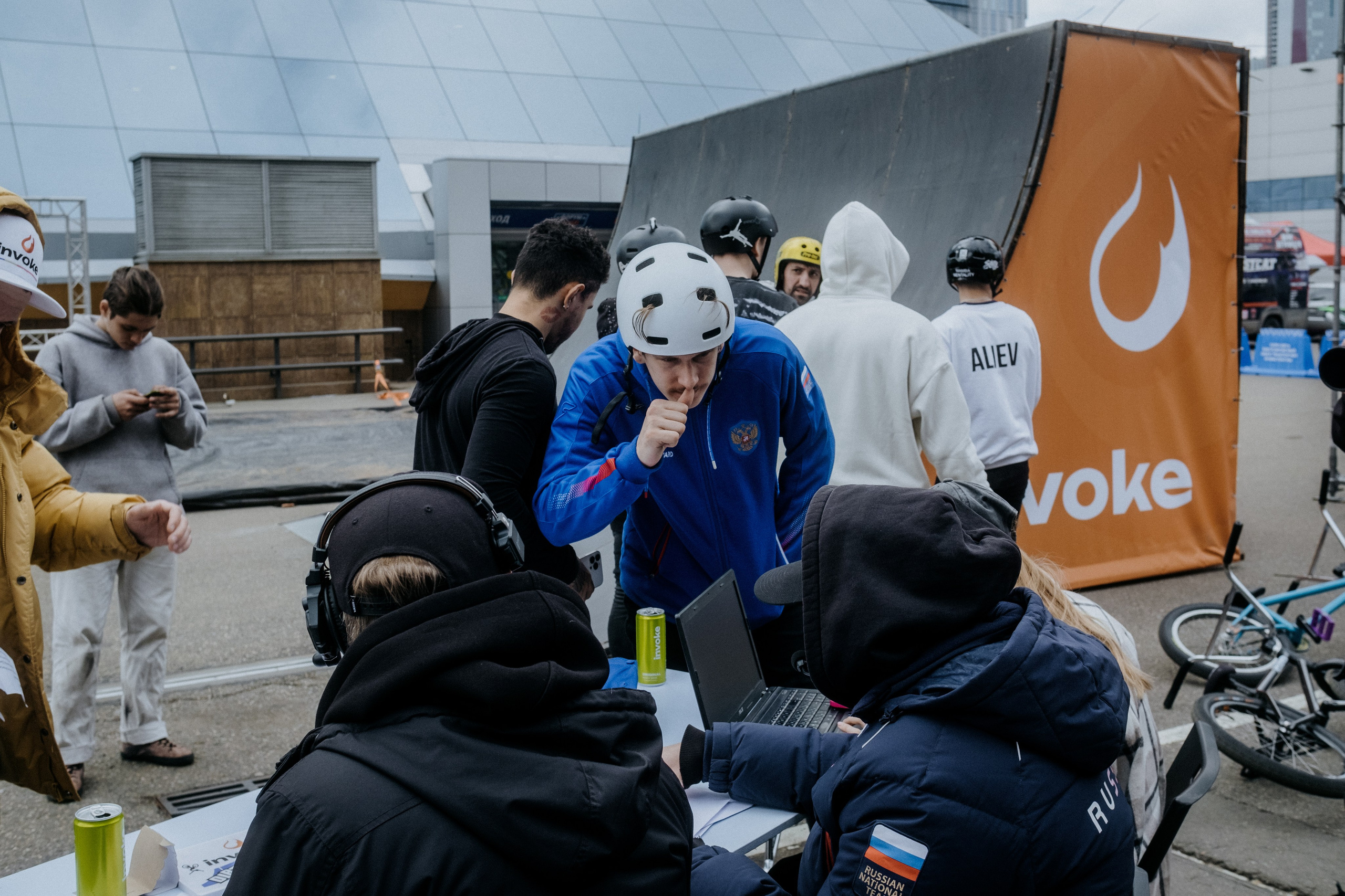 INVOKE DIRT CONTEST. Репортажный и портретный фотограф в Москве Илья Спиридонов