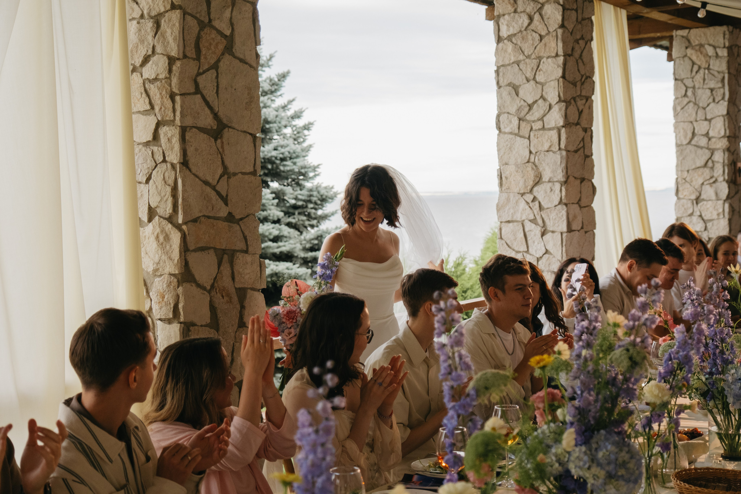 Молодые счастливые. Обо мне