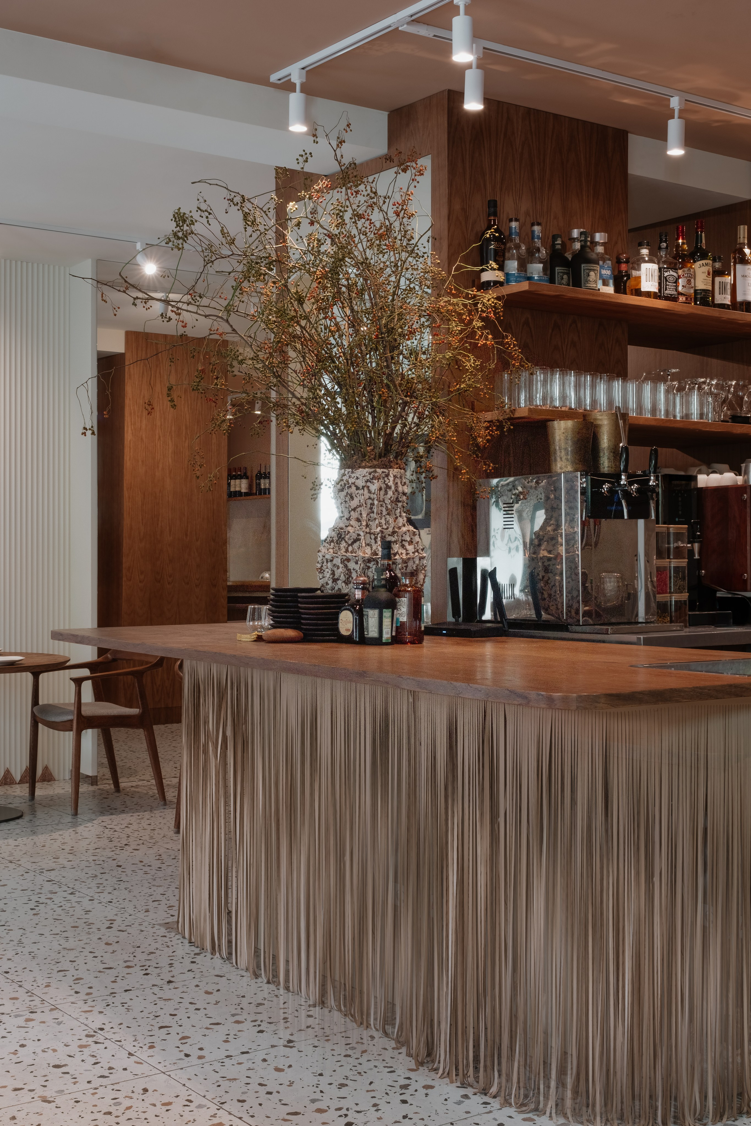 Kimi Bistro. Ekaterina Symidi. Interior Photographer