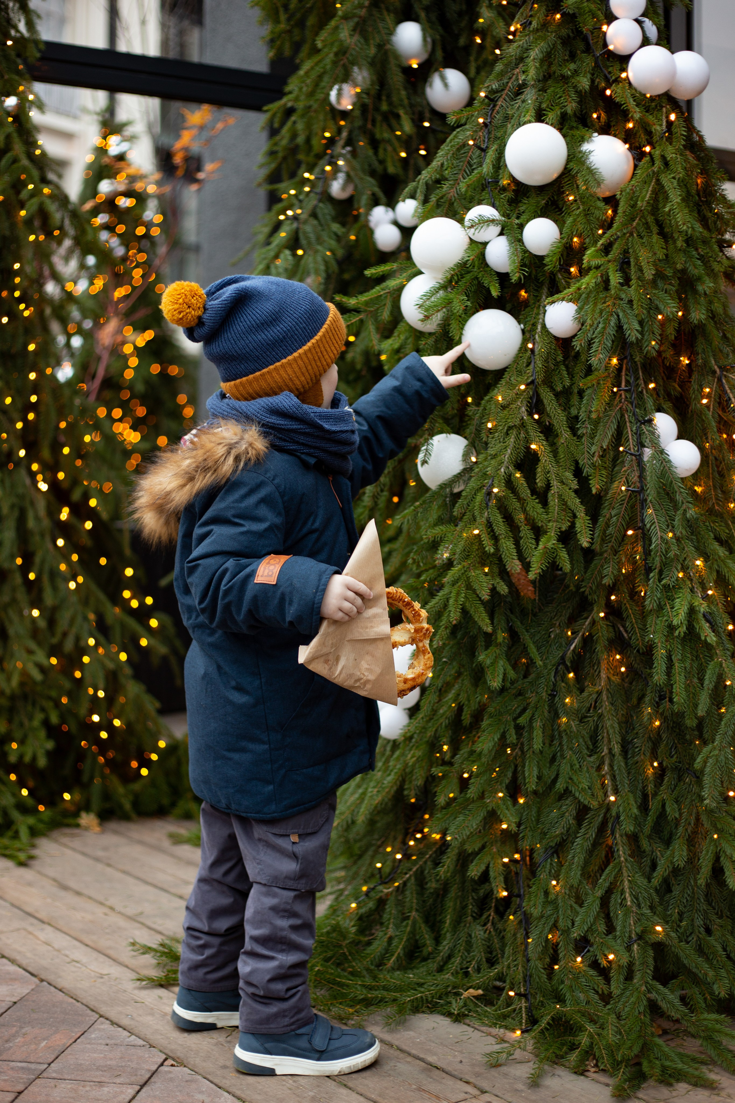 Егор, прогулка по городу Зеленоградск. Https://malovafoto.ru