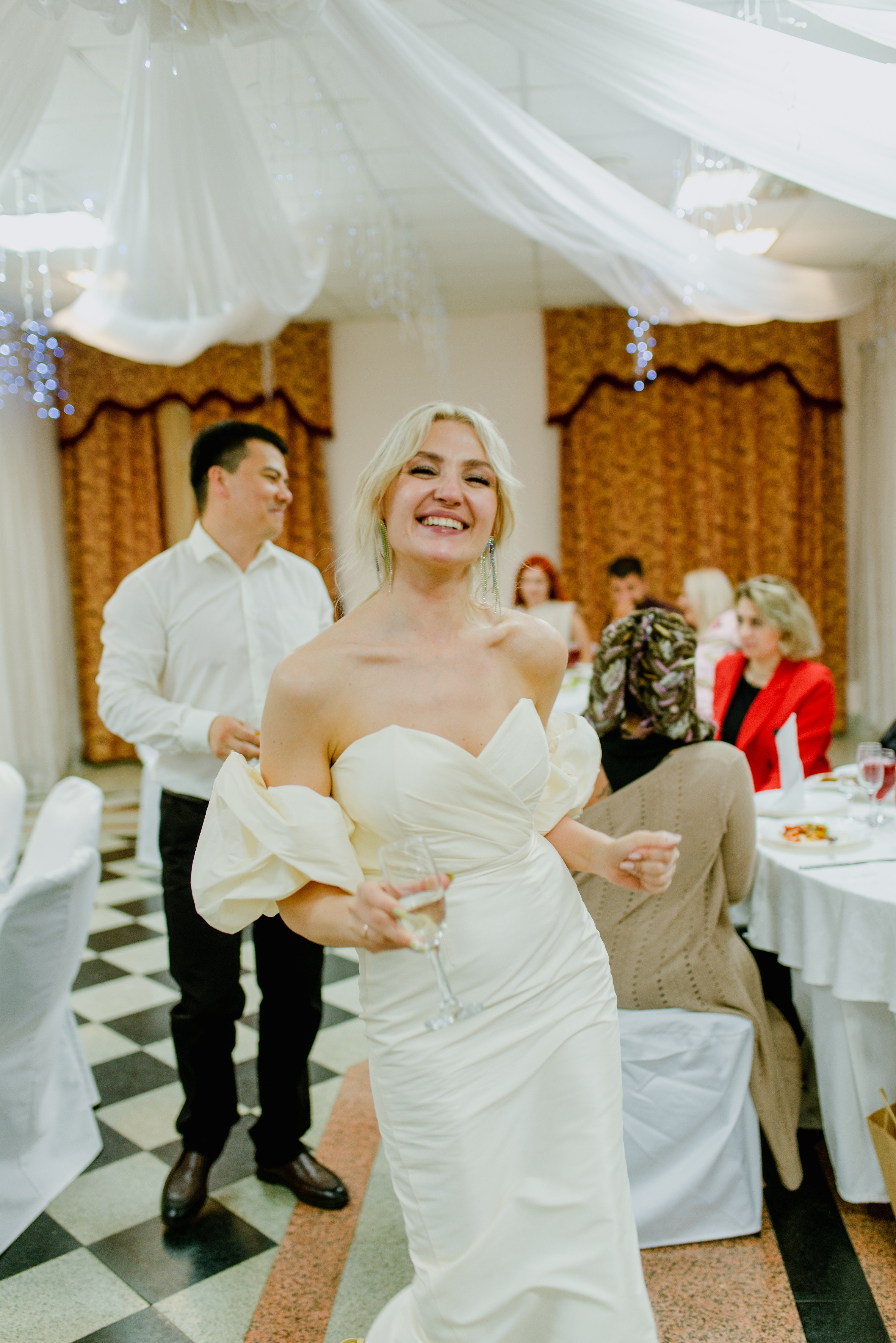 Александра и Дмитрий. Свадебный фотограф Наталья Меньшикова, г. Хабаровск