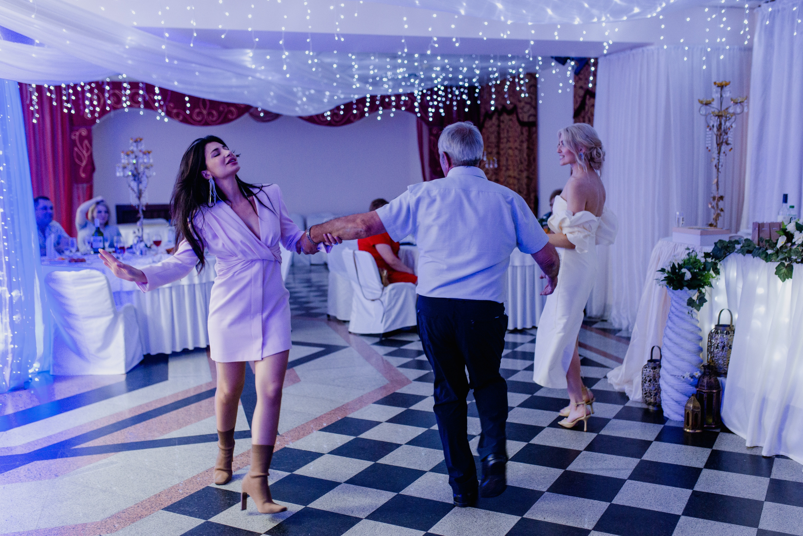 Александра и Дмитрий. Свадебный фотограф Наталья Меньшикова, г. Хабаровск