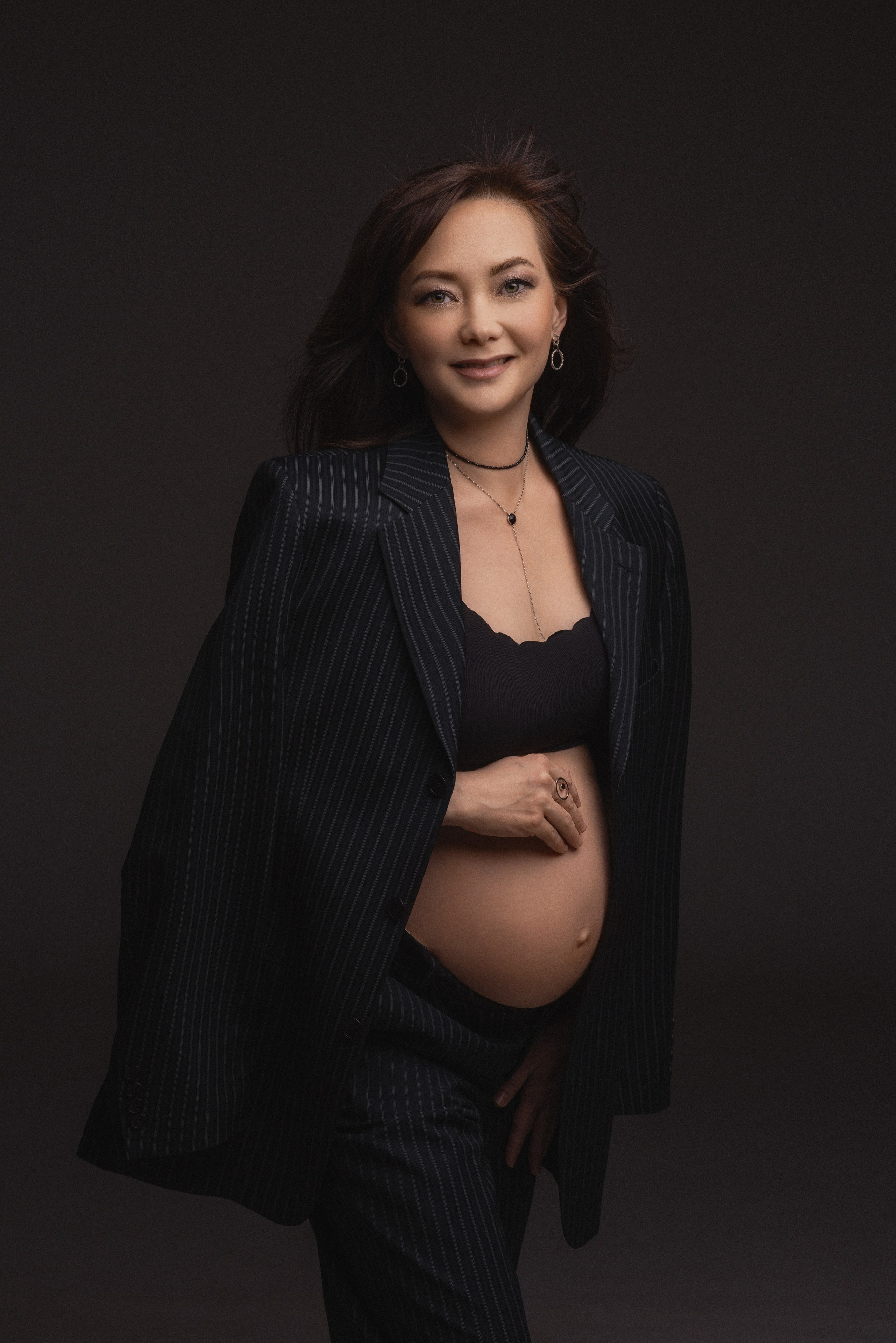 Фотосъемка беременности. Фотограф беременности, новорожденных и детей до года в Челябинске Волк