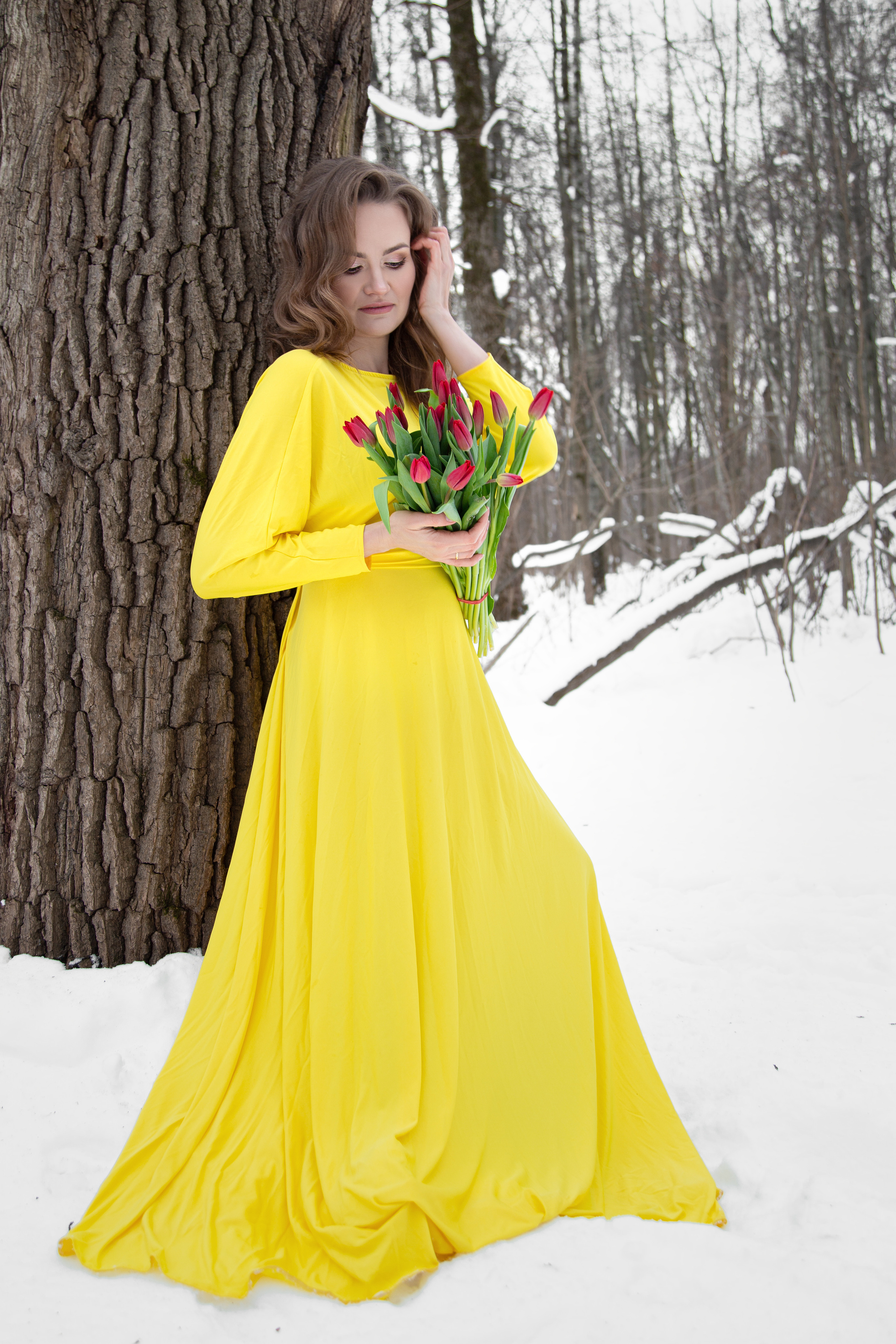 Зимняя фотосессия с тюльпанами — женский портрет в Москве | Анна Татаурова. Фотограф Анна Татаурова | Авторская фотосъемка в Москве