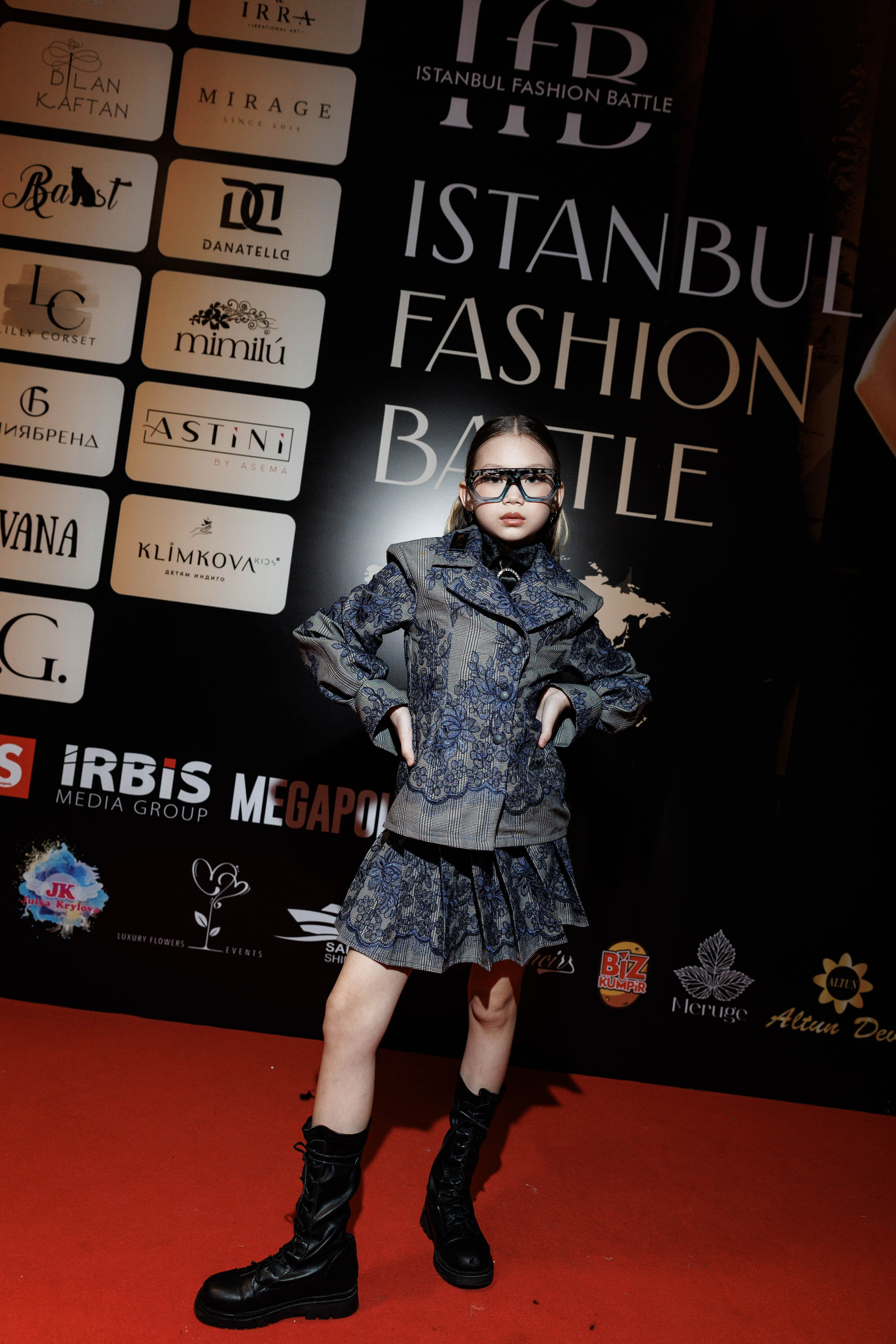 IFB-показ. About