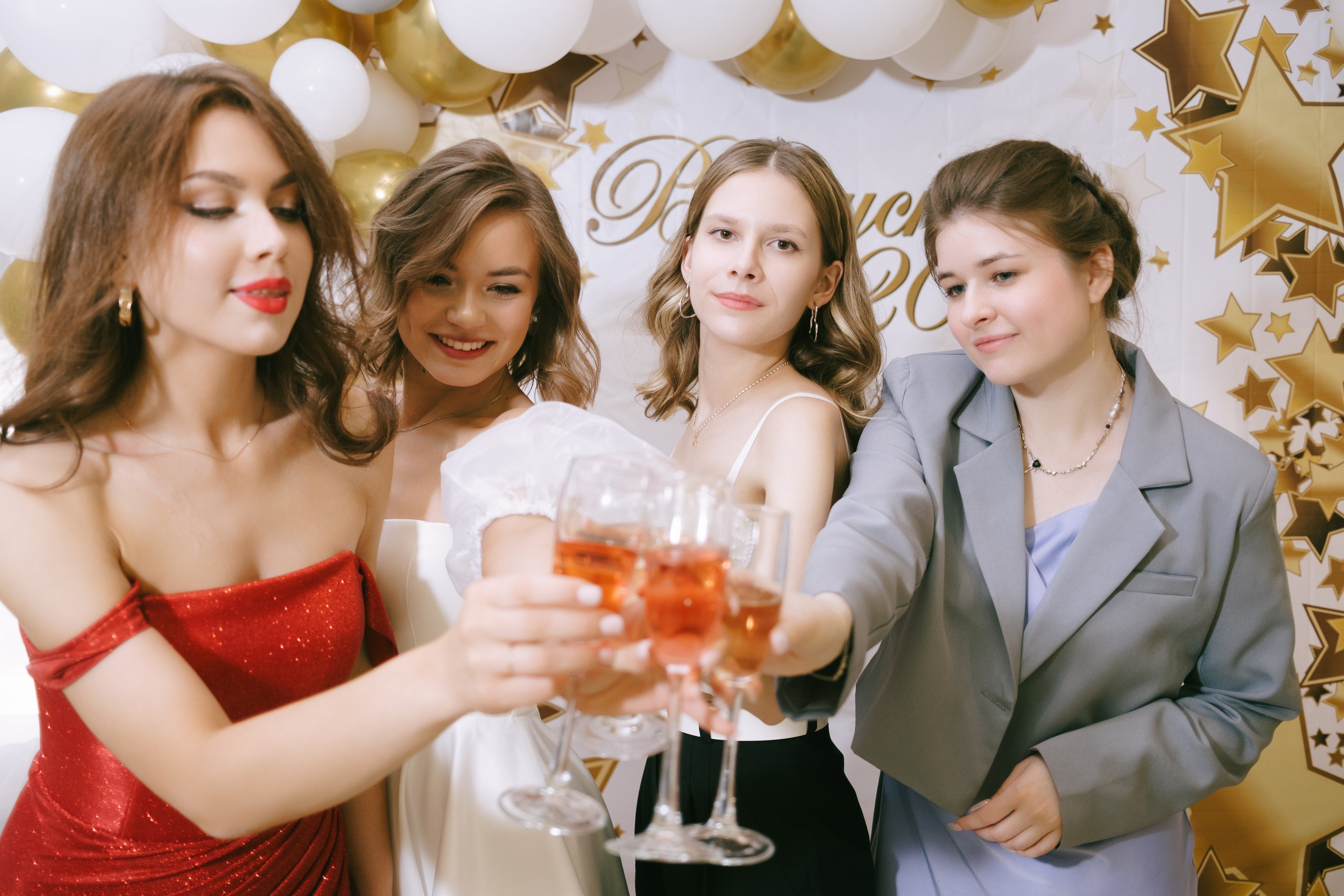 Выпускной школа 33. Свадебный и репортажной фотограф Денис Ожигин в Краснодаре и Краснодарском крае