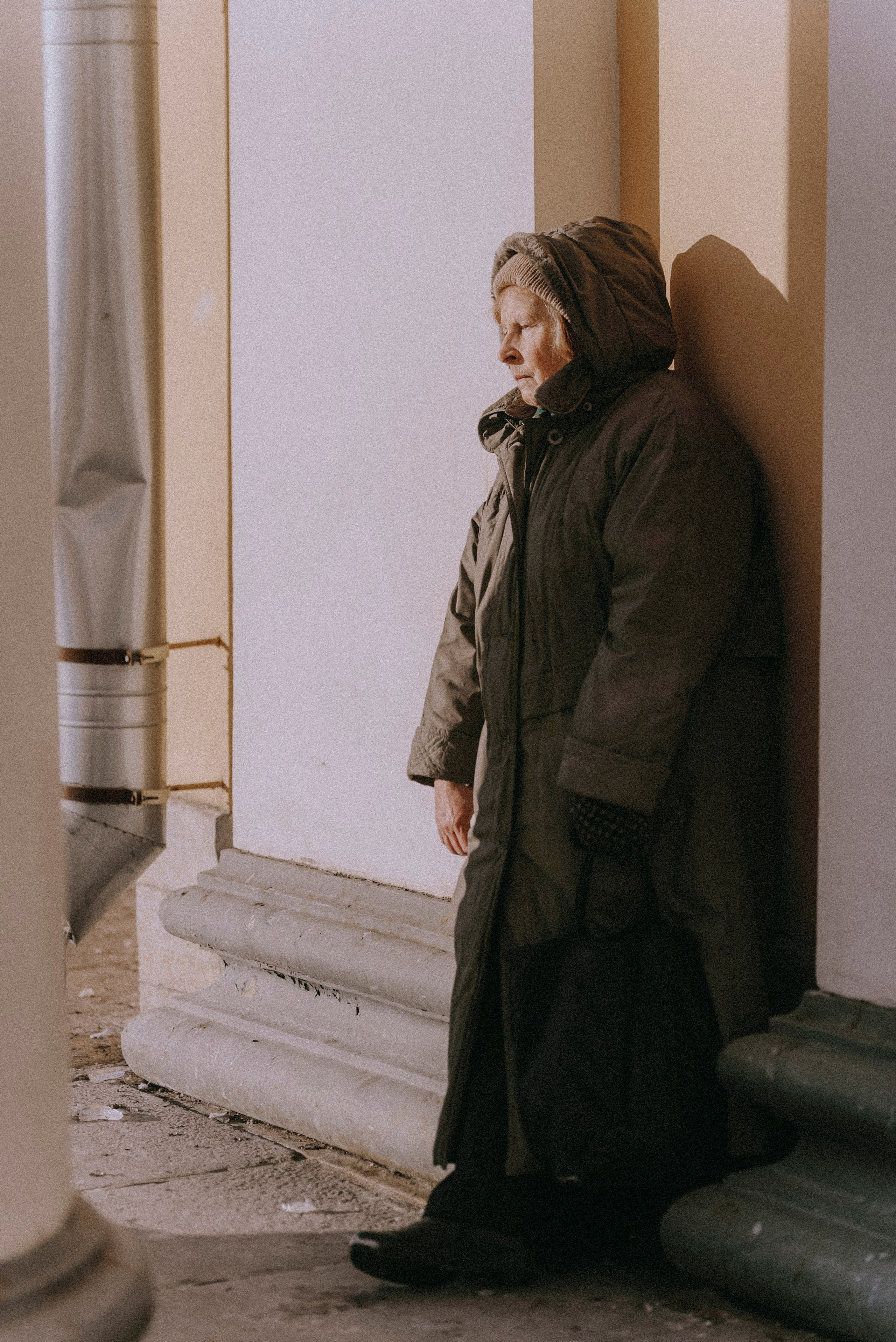 2026. Стрит-фотография, полная абсурда, идиотизма и красоты